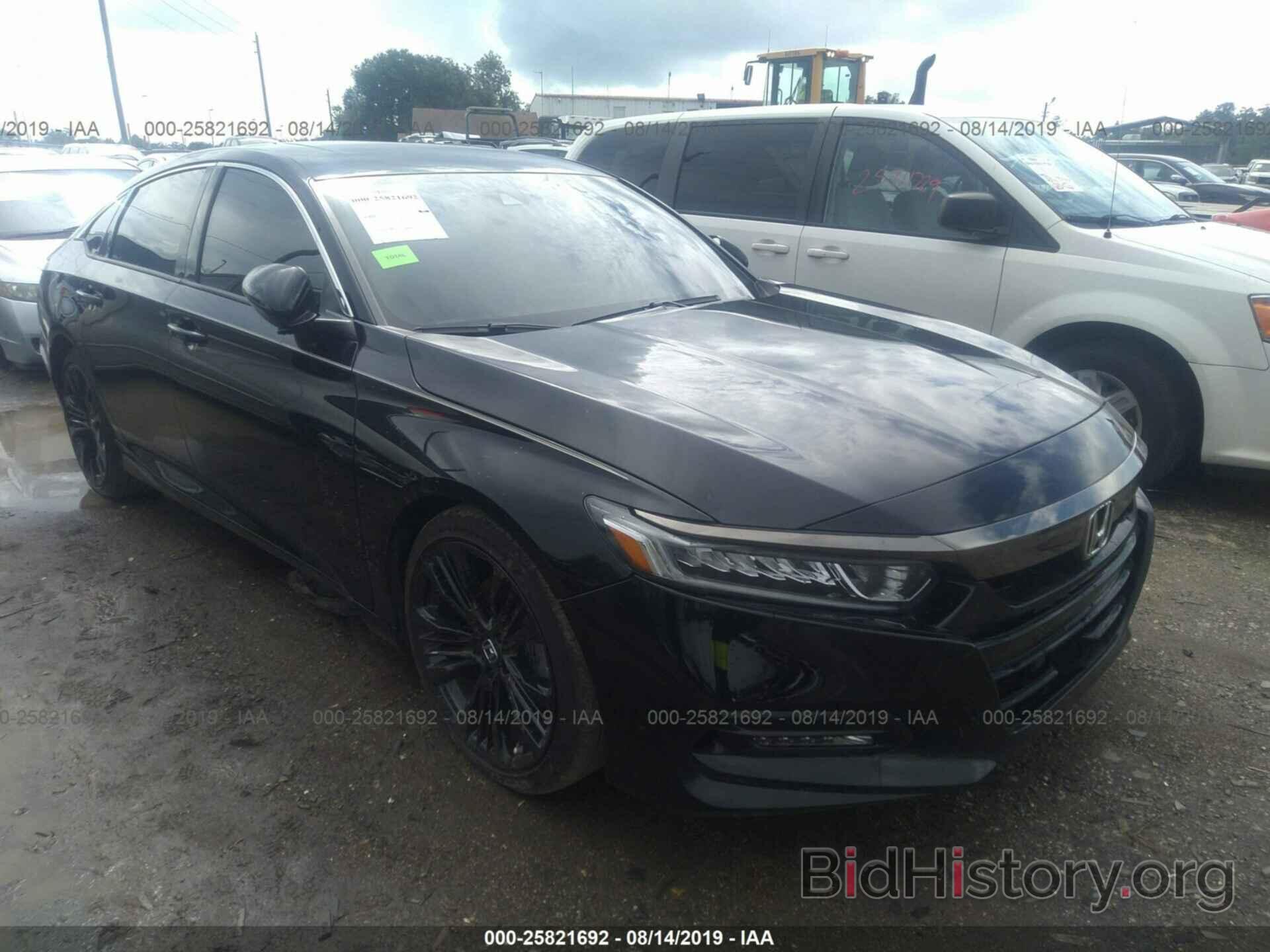 Photo 1HGCV2E38JA022158 - HONDA ACCORD 2018