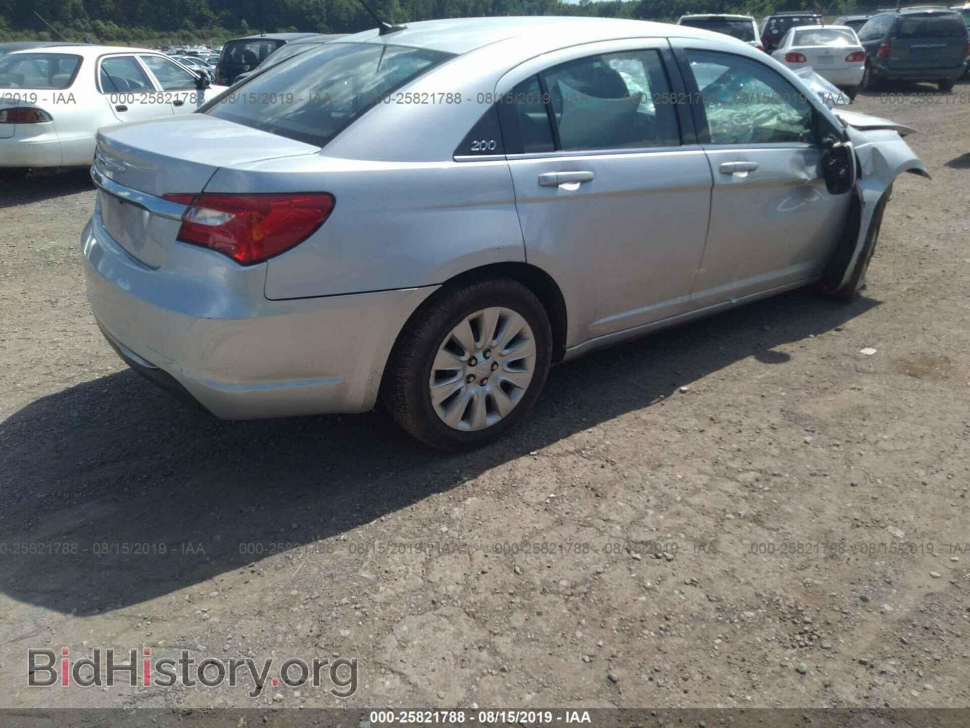 2012 CHRYSLER 200 - VIN: 1C3CCBAB4CN319350 - Фото 4