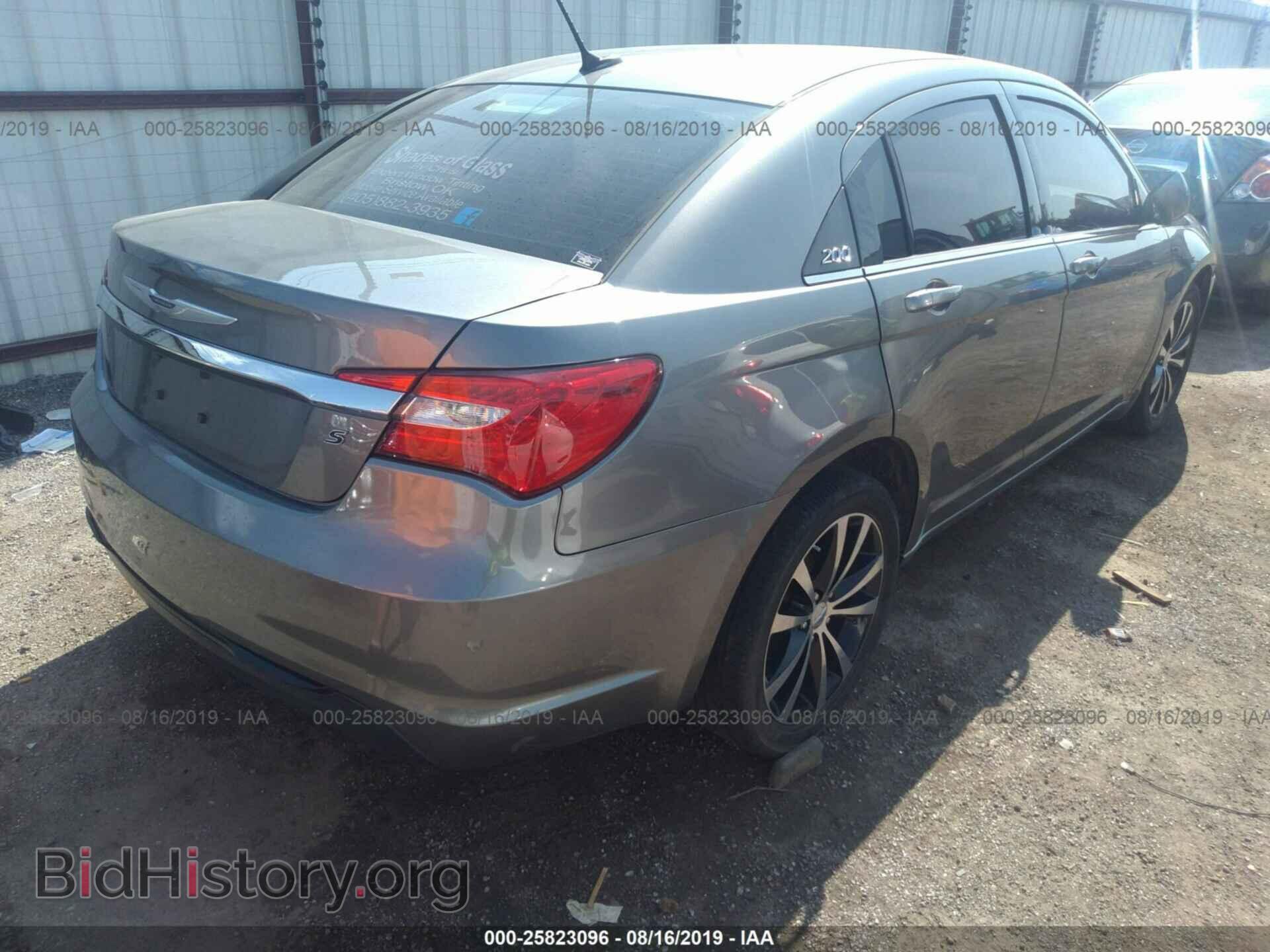 2013 CHRYSLER 200 - VIN: 1C3CCBBG7DN717065 - Photo 4