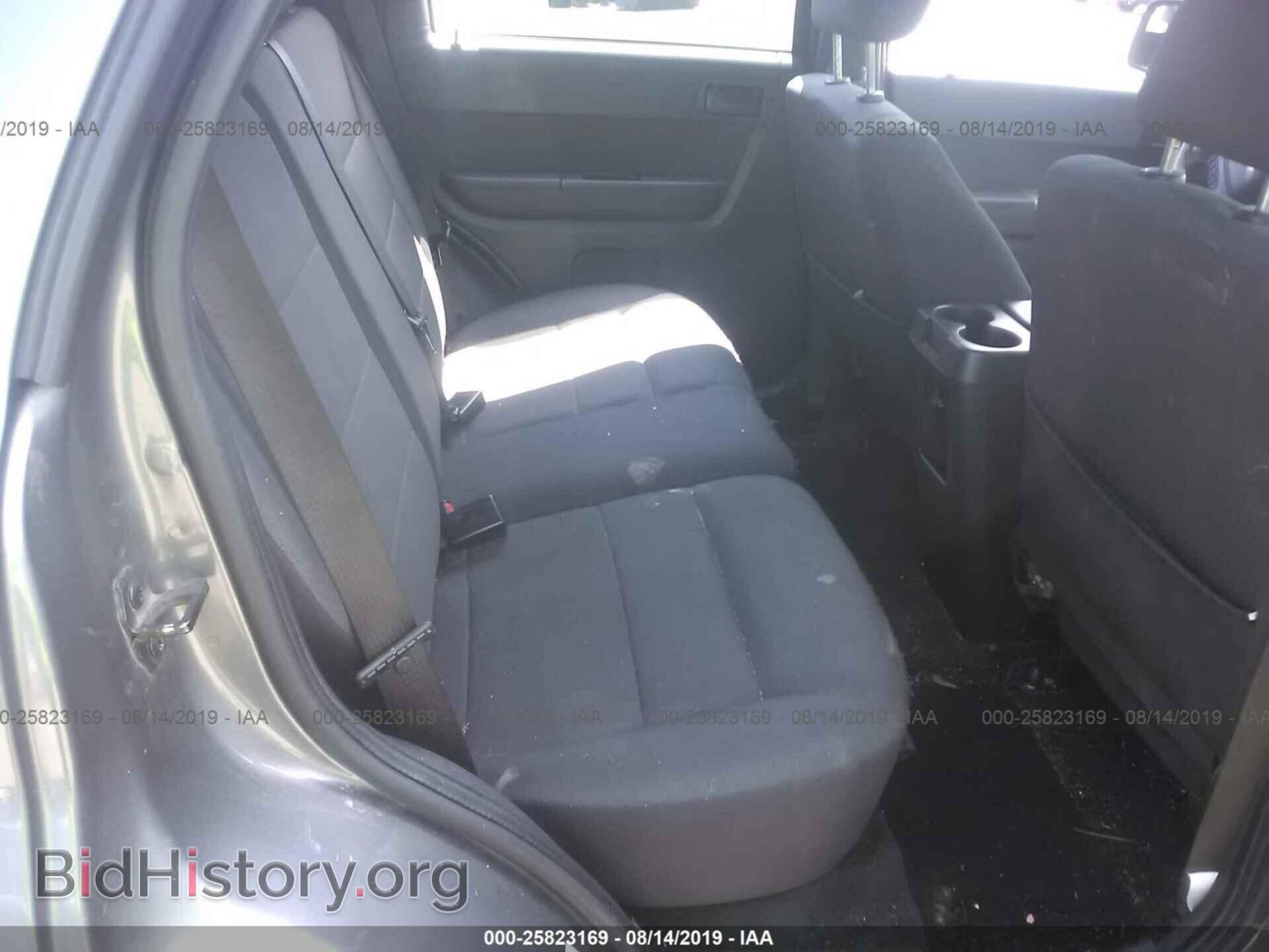 2011 FORD ESCAPE - VIN: 1FMCU9D78BKC38162 - Photo 8