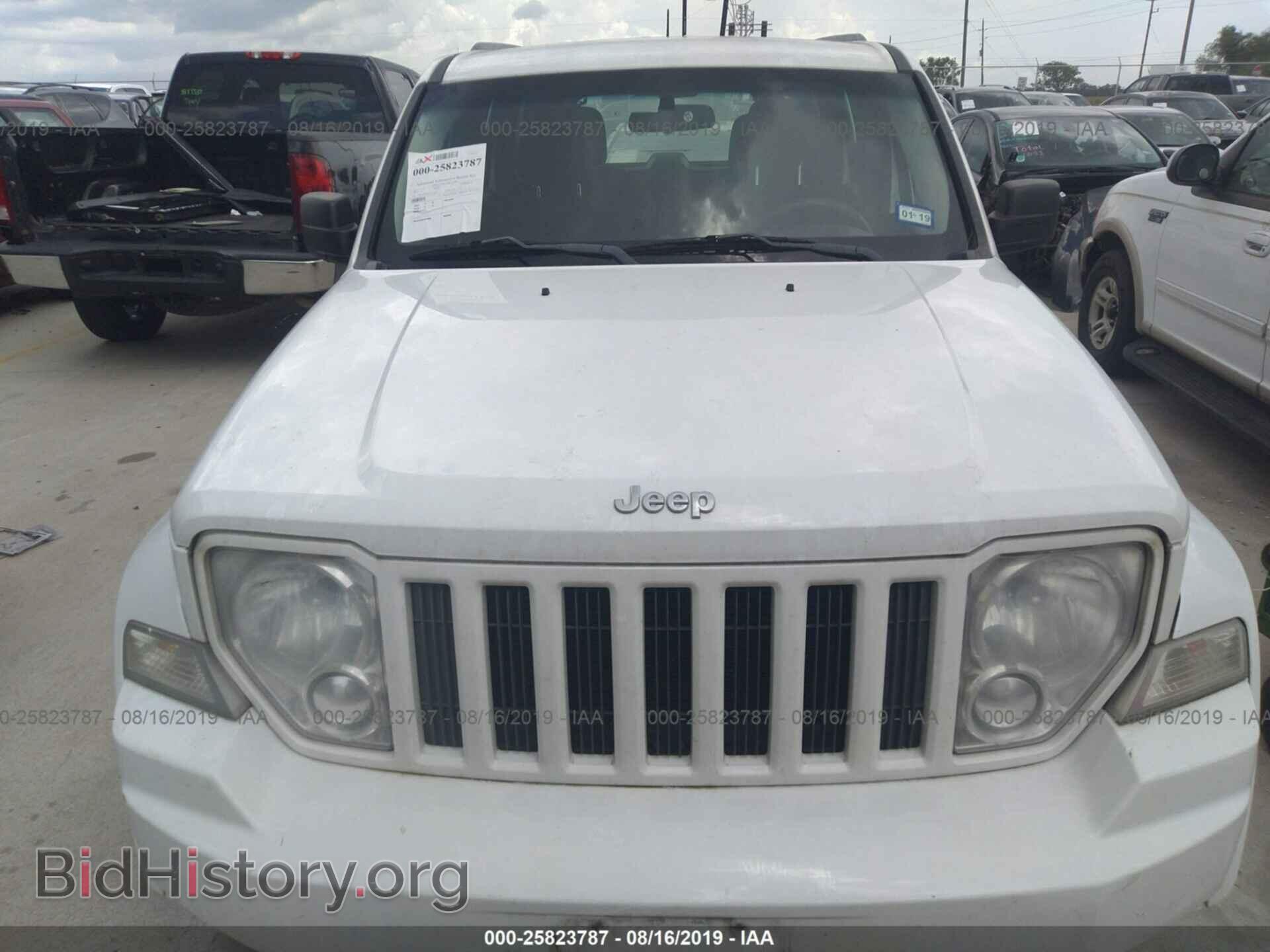 2011 JEEP LIBERTY - VIN: 1J4PN2GK6BW582957 - Фото 6