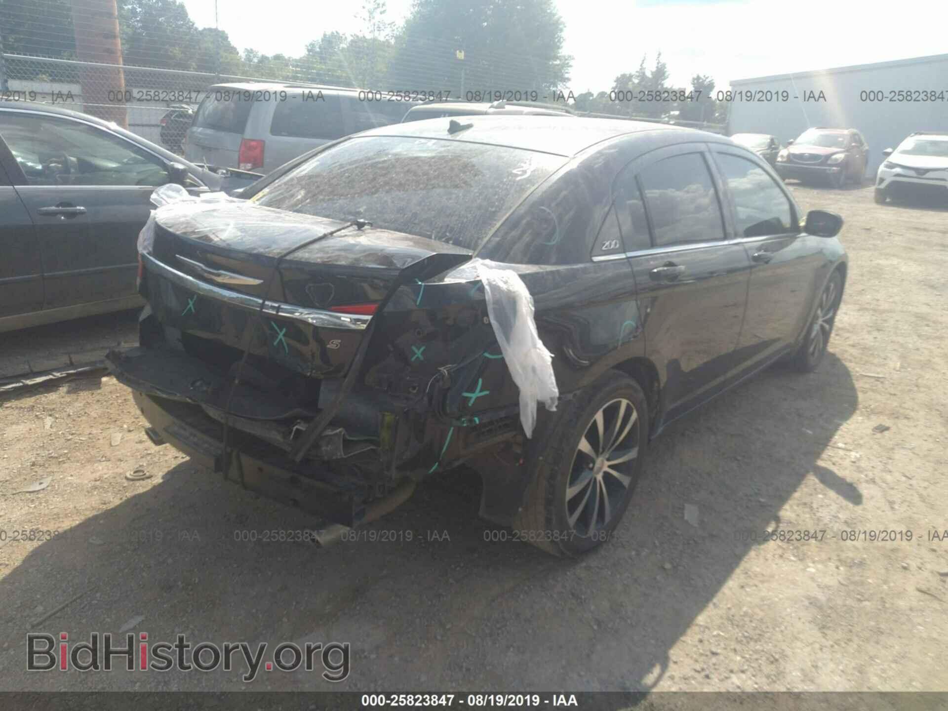 2012 CHRYSLER 200 - VIN: 1C3CCBHGXCN327308 - Фото 4