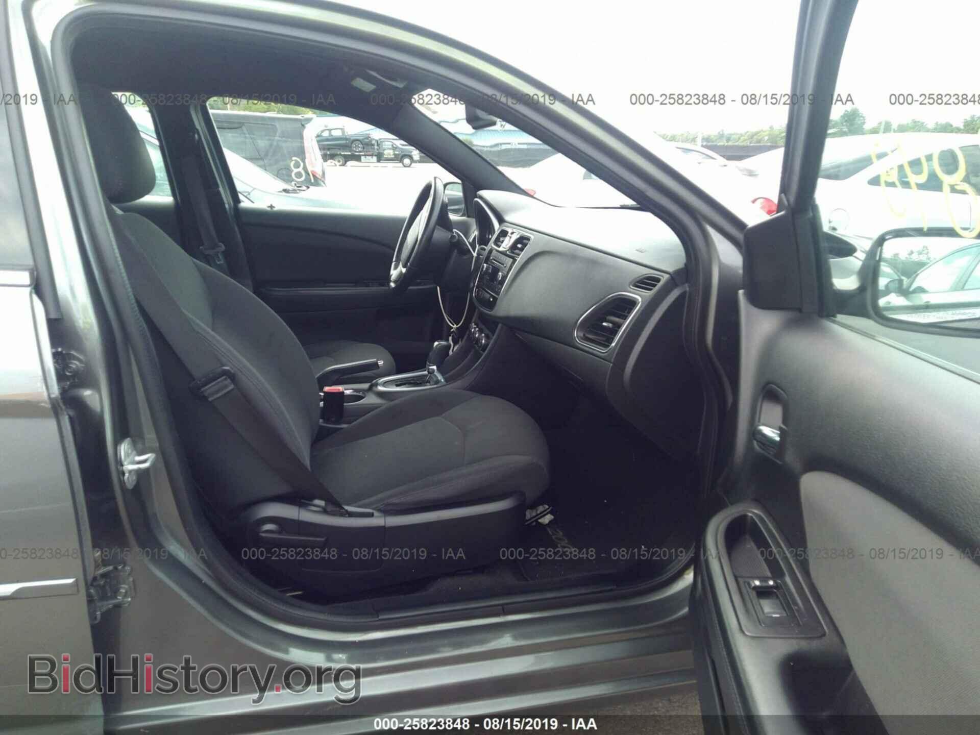 2012 CHRYSLER 200 - VIN: 1C3CCBBBXCN155178 - Фото 5