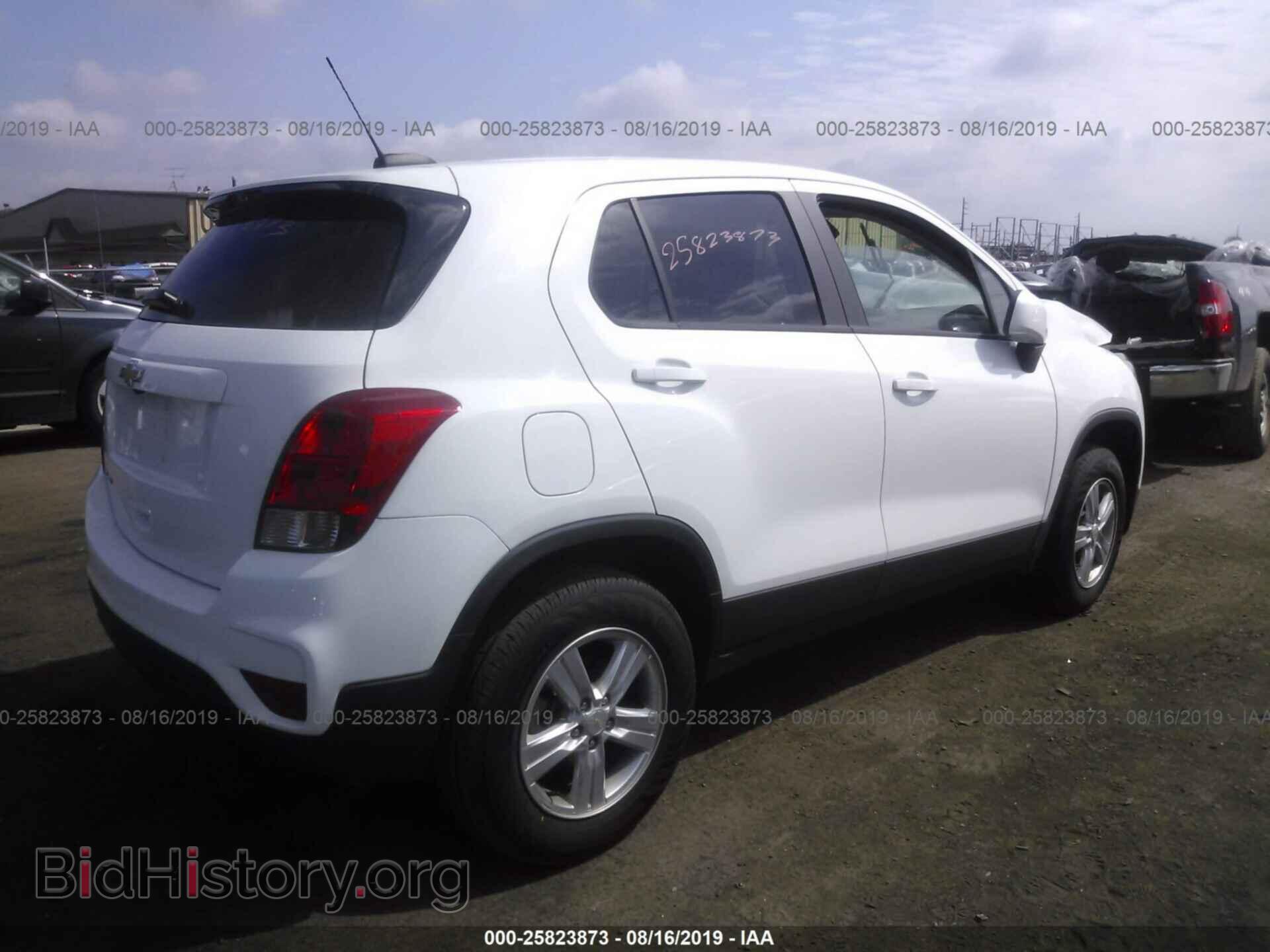 2019 CHEVROLET TRAX - VIN: 3GNCJNSB3KL255180 - Фото 4
