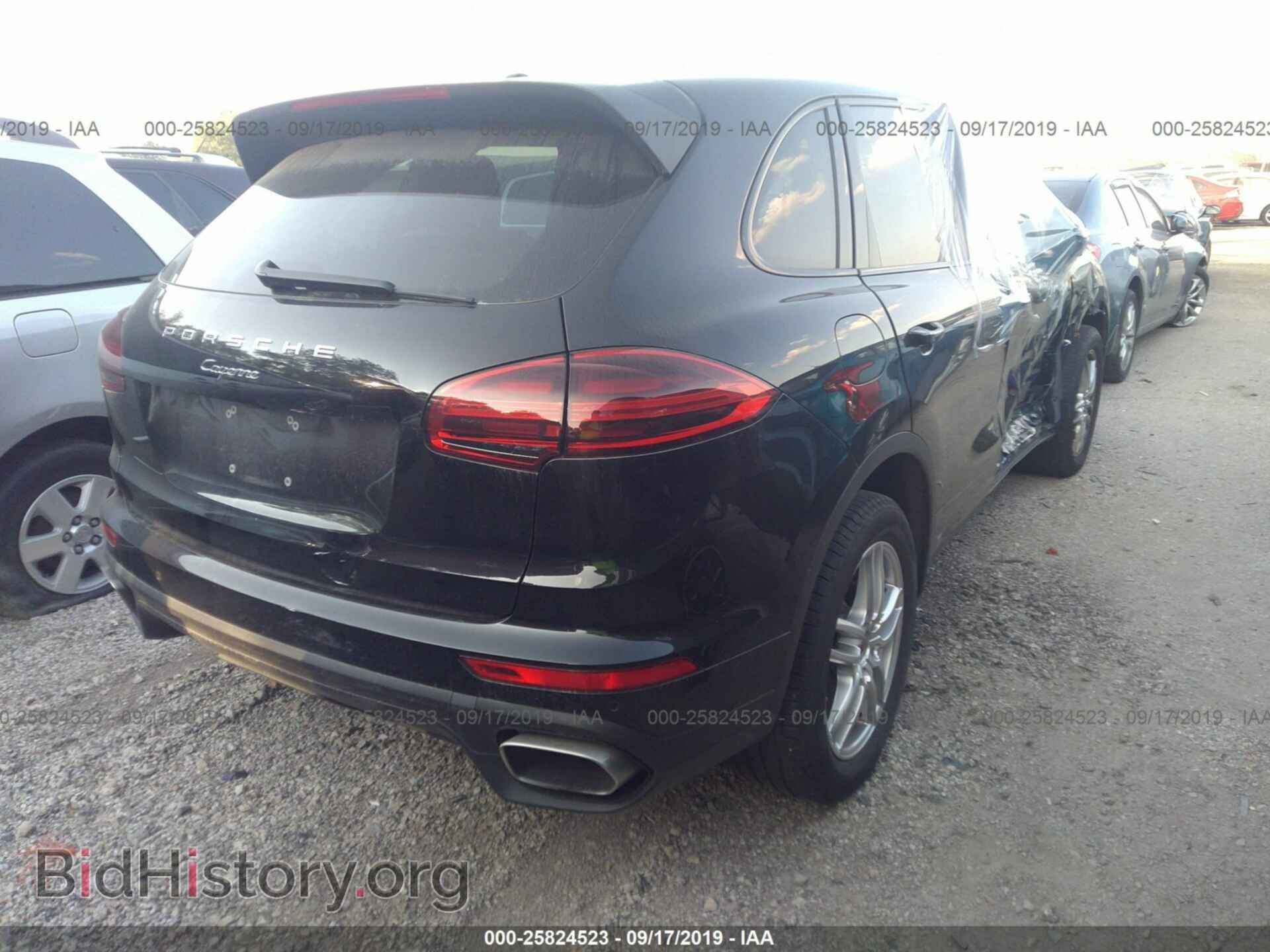 2016 PORSCHE CAYENNE - VIN: WP1AA2A25GLA10964 - Photo 4