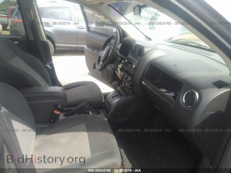 2012 Jeep COMPASS (VIN 1C4NJCBA6CD677139) — фото 5 из 10