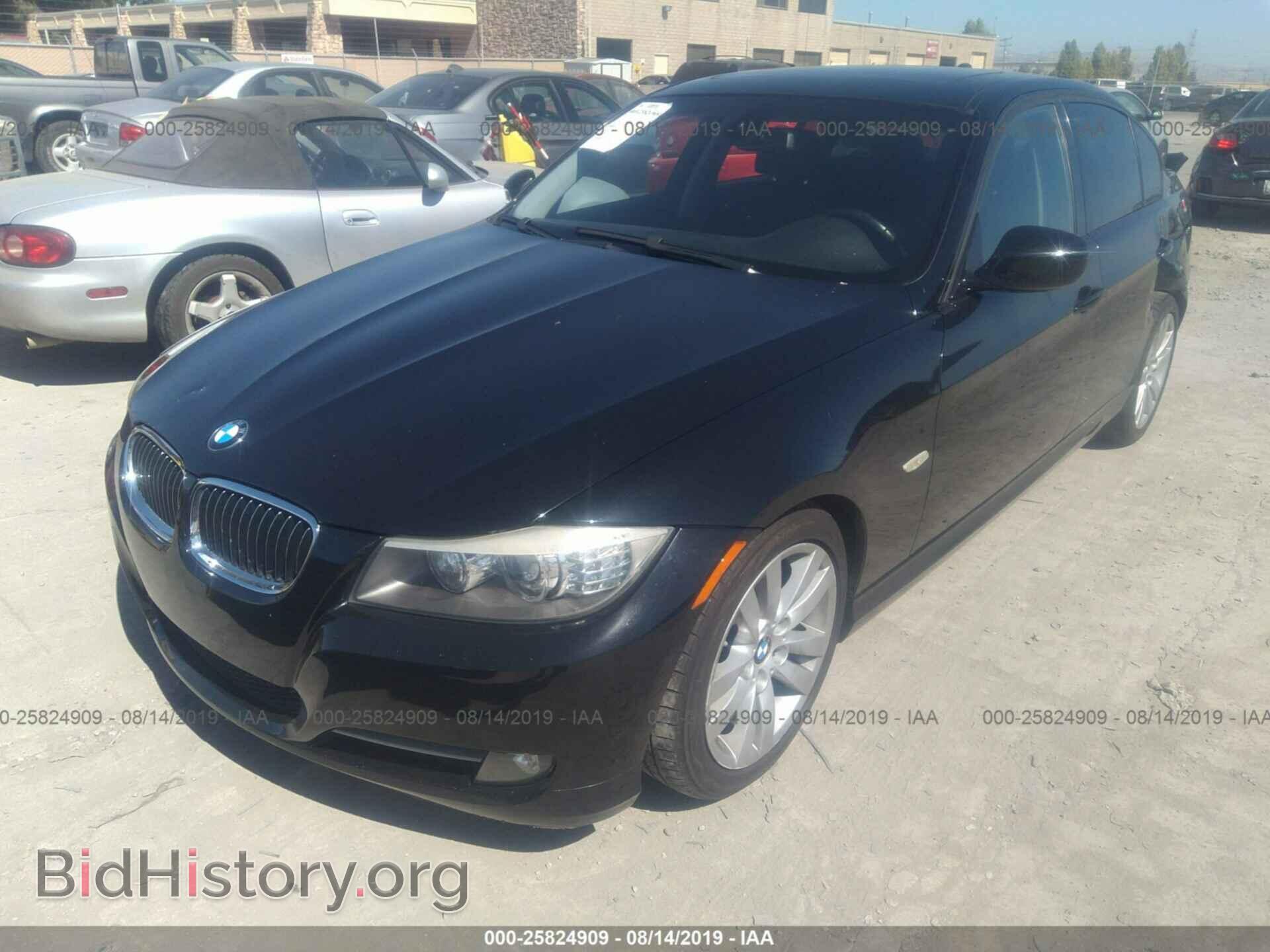 2009 BMW 335 - VIN: WBAPM73589E194714 - Фото 2