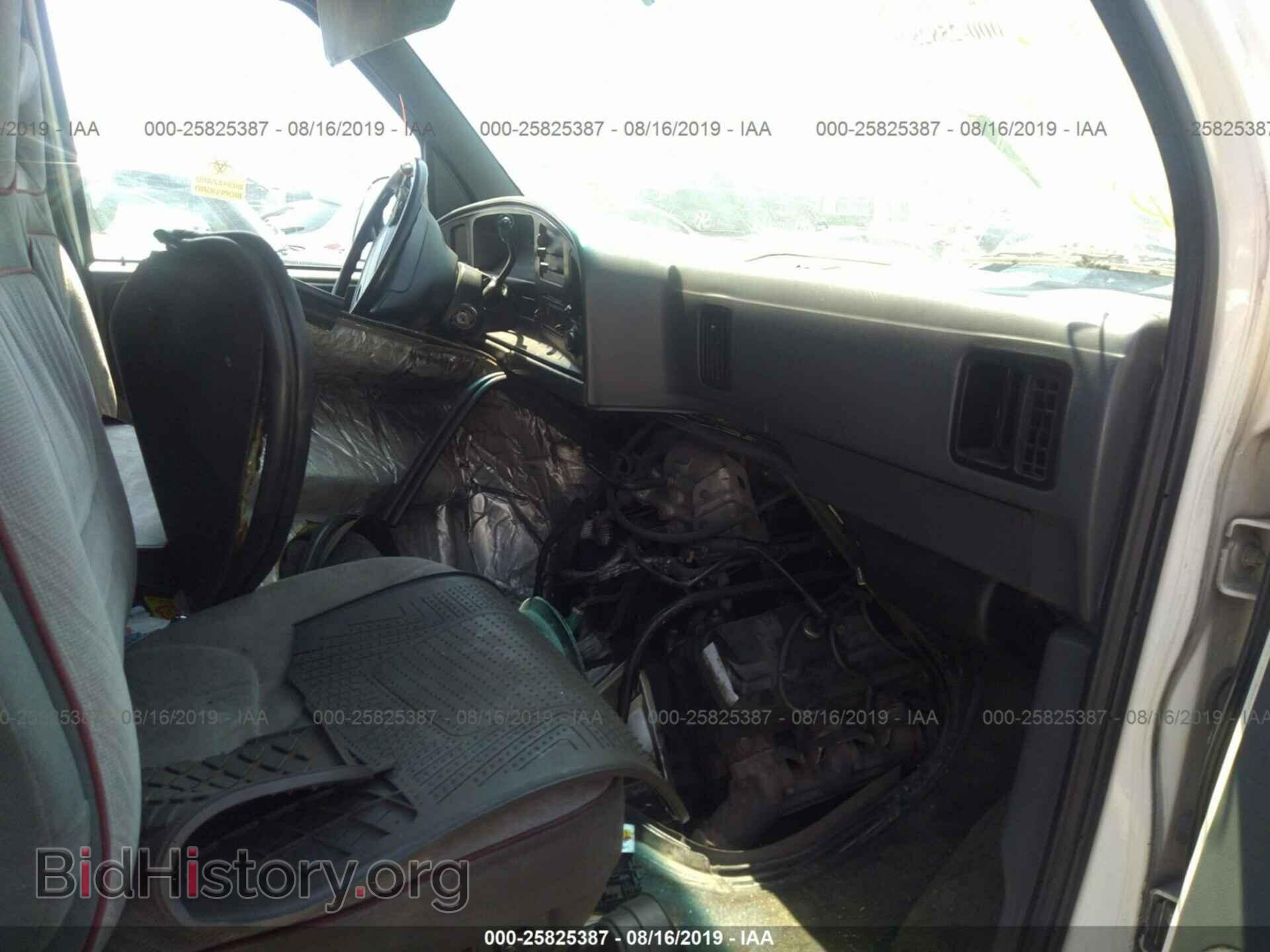 1996 FORD ECONOLINE - VIN: 1FTJS34G0THB47979 - Фото 5
