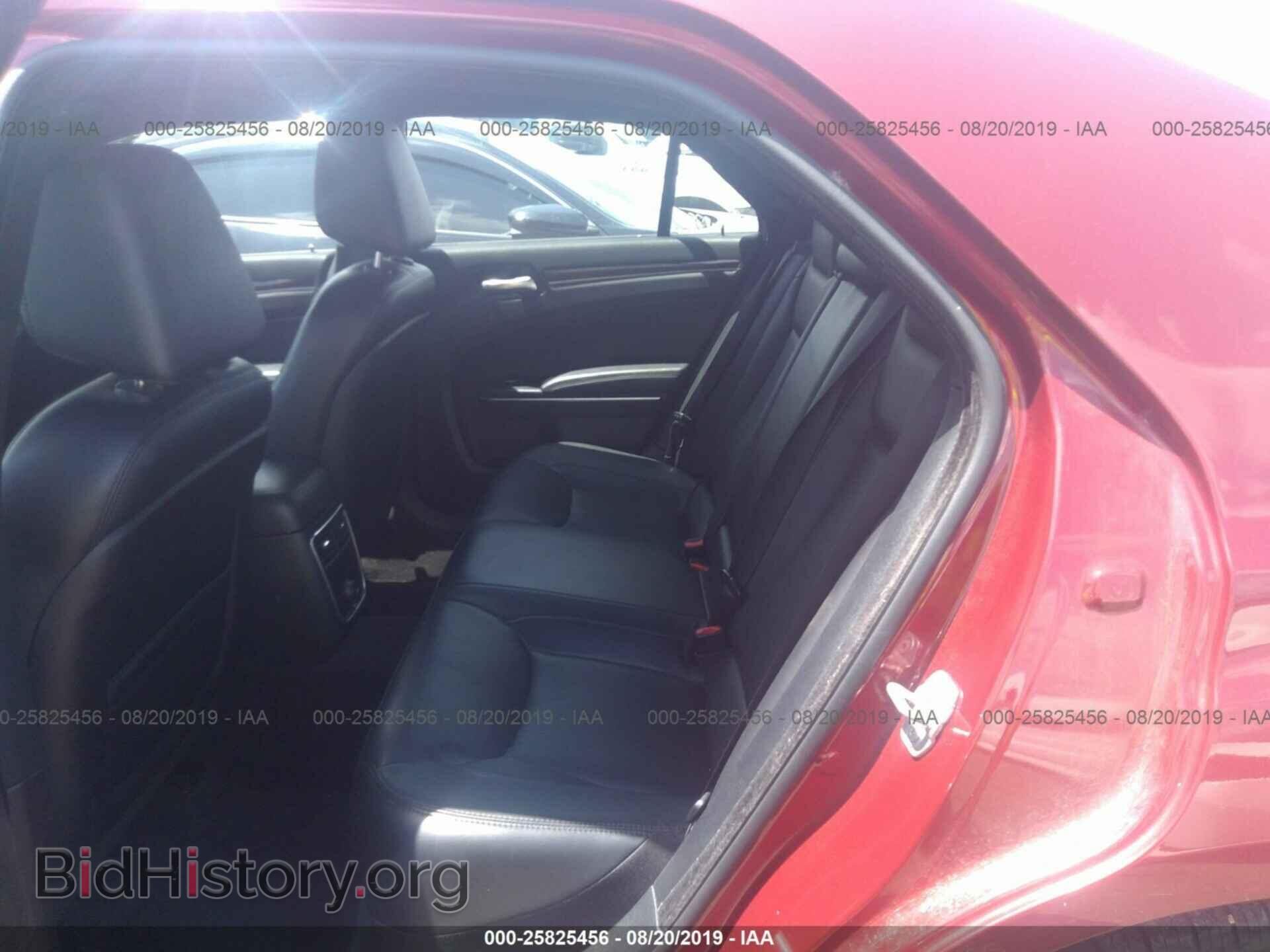 2013 CHRYSLER 300 - VIN: 2C3CCAAG4DH723068 - Фото 8