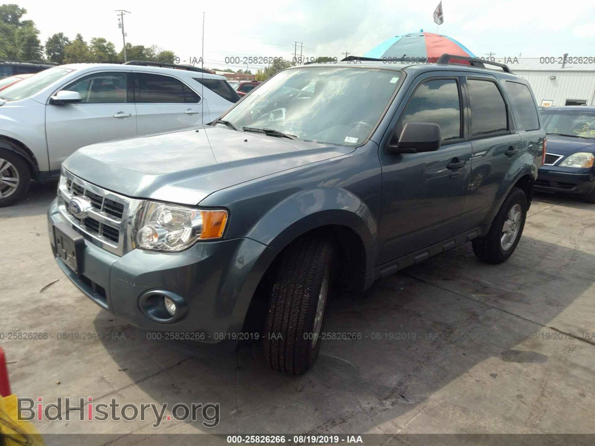 2011 FORD ESCAPE - VIN: 1FMCU0D78BKC51411 - Photo 2