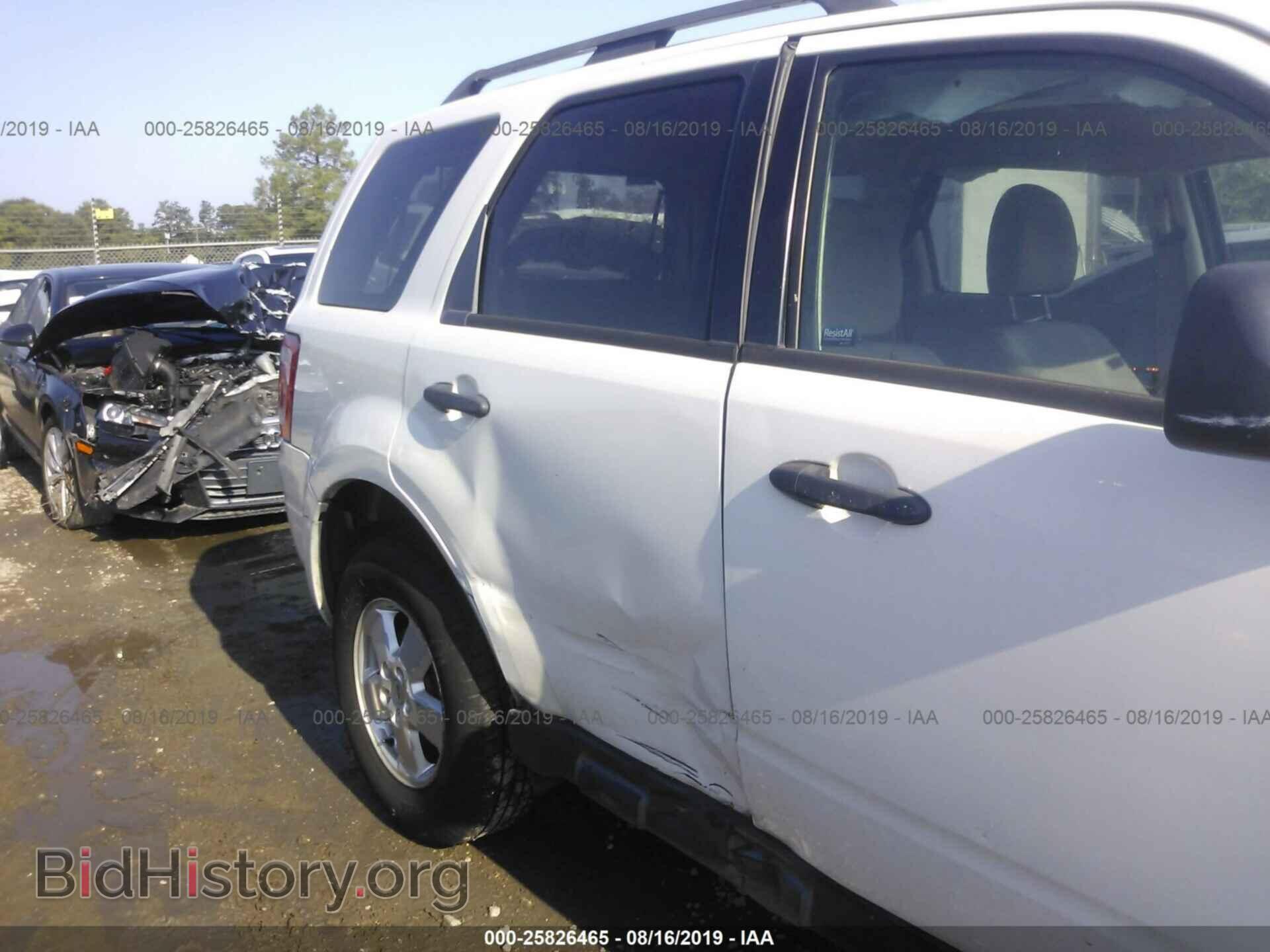 2011 FORD ESCAPE - VIN: 1FMCU0D72BKB19230 - Photo 6