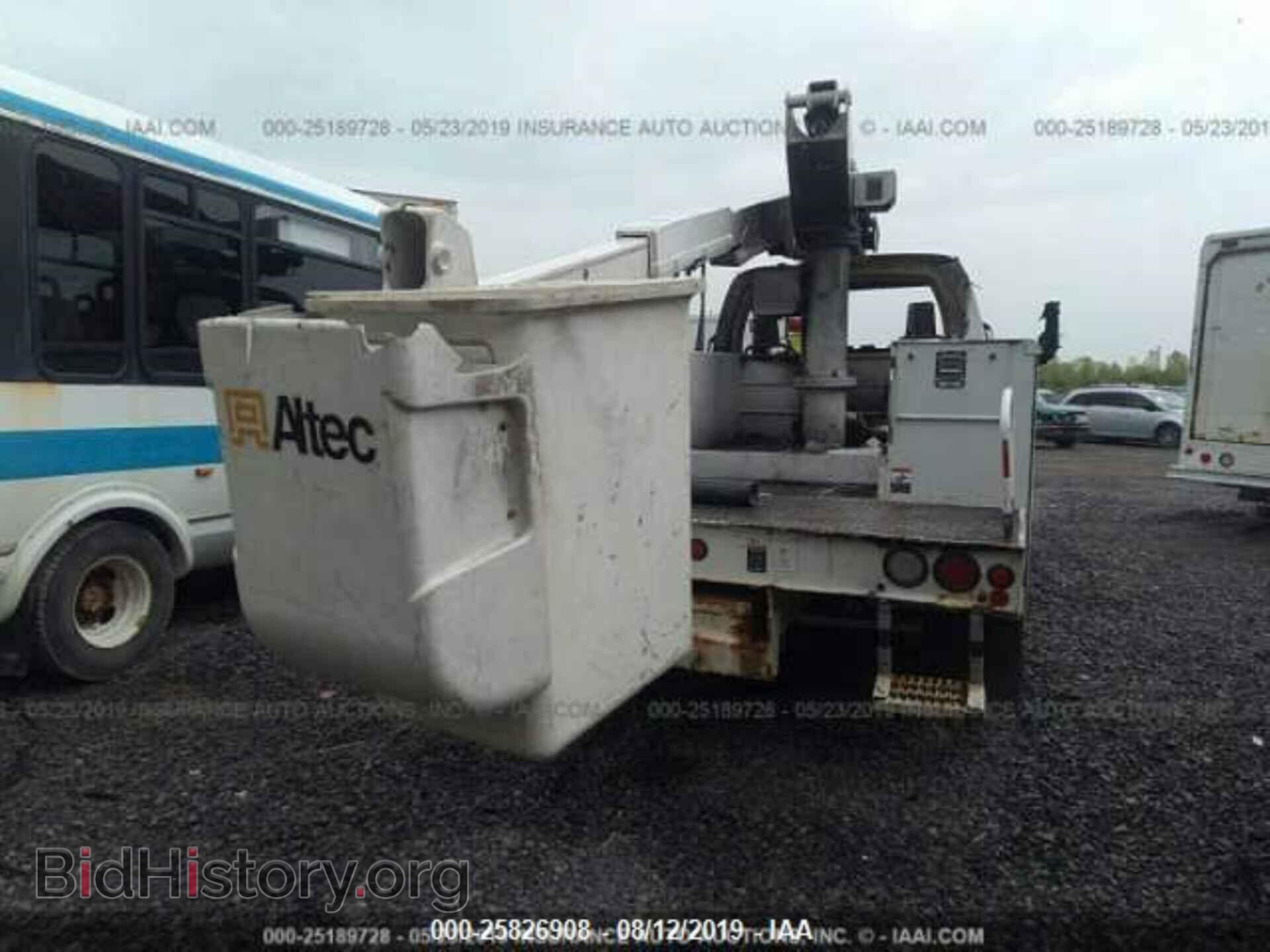2008 GMC C5500 - VIN: 1GDE5C1G48F401818 - Photo 6