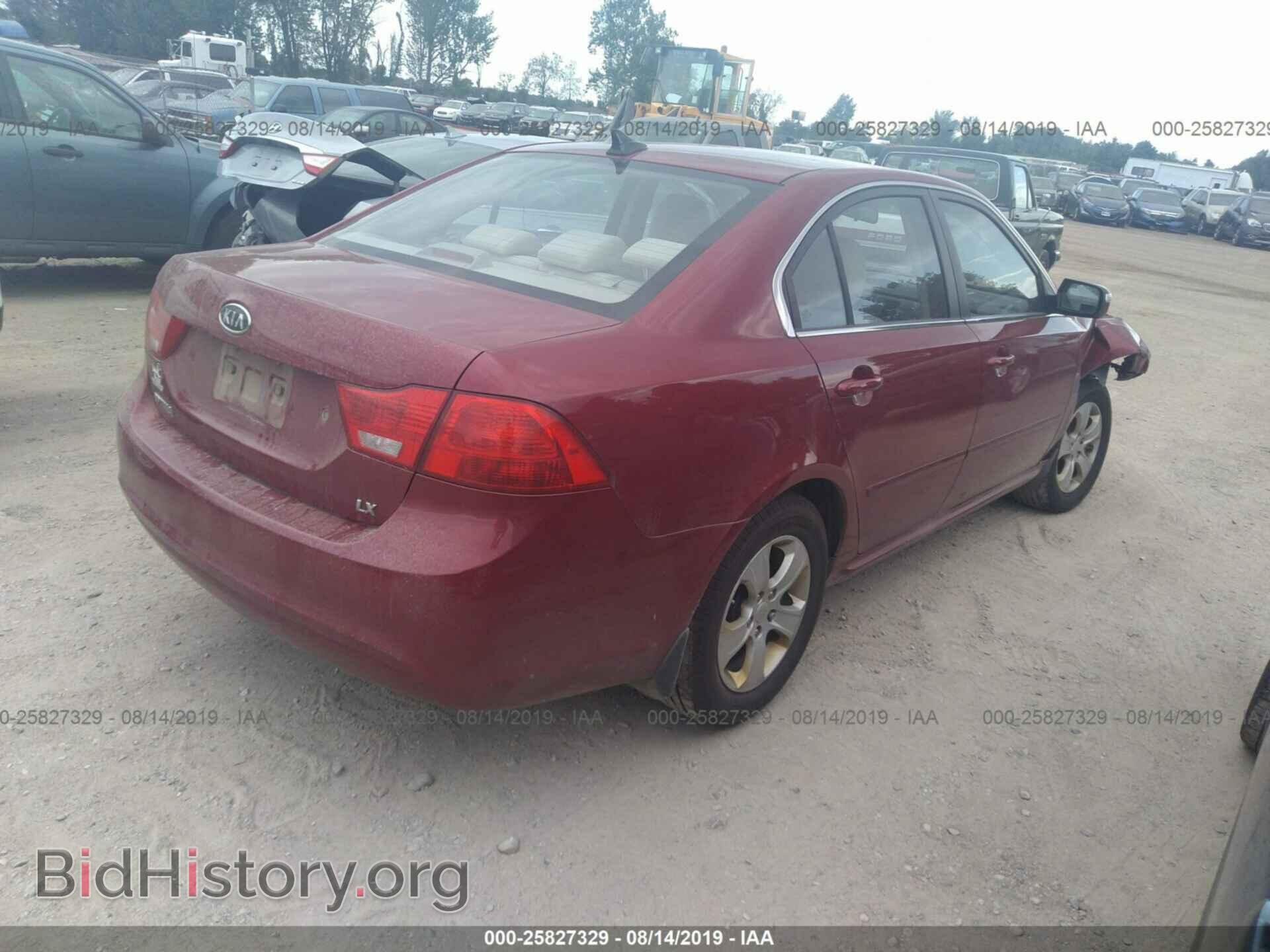 2009 KIA OPTIMA - VIN: KNAGE228X95295782 - Фото 4