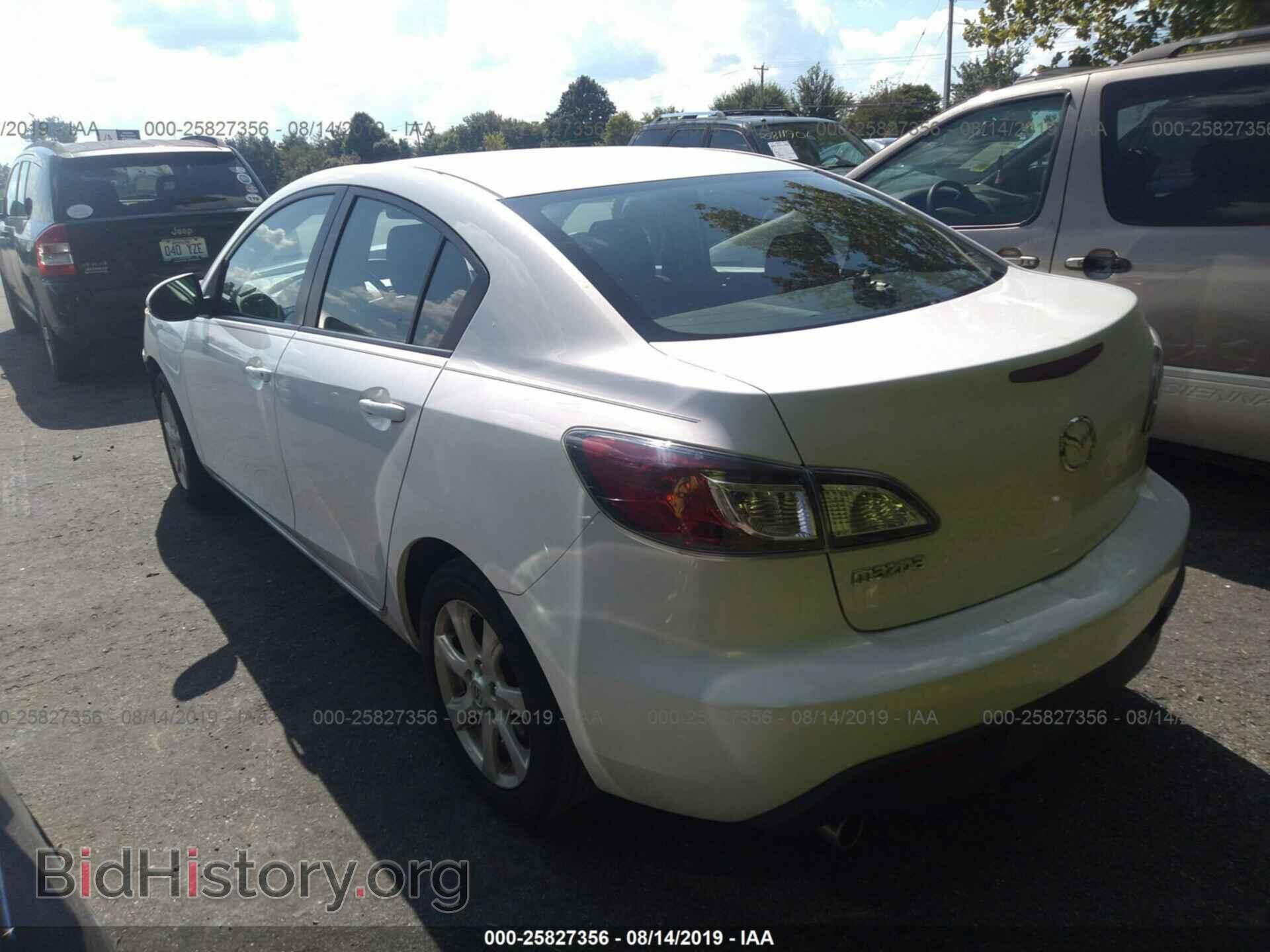 2011 MAZDA 3 - VIN: JM1BL1VG3B1457359 - Photo 3