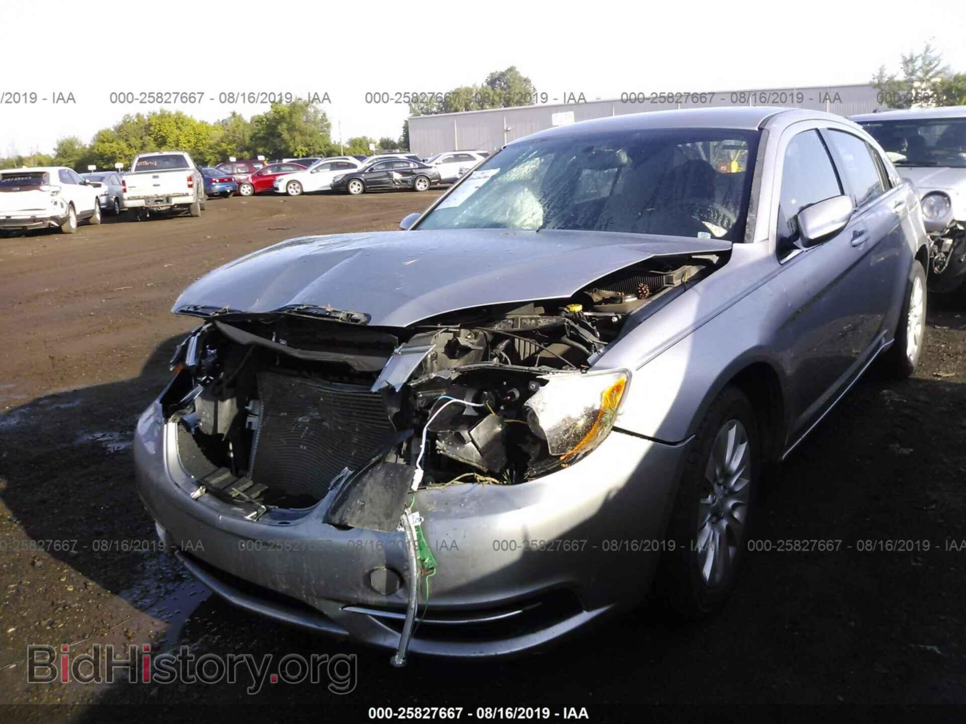 2014 CHRYSLER 200 - VIN: 1C3CCBAG6EN127491 - Фото 2