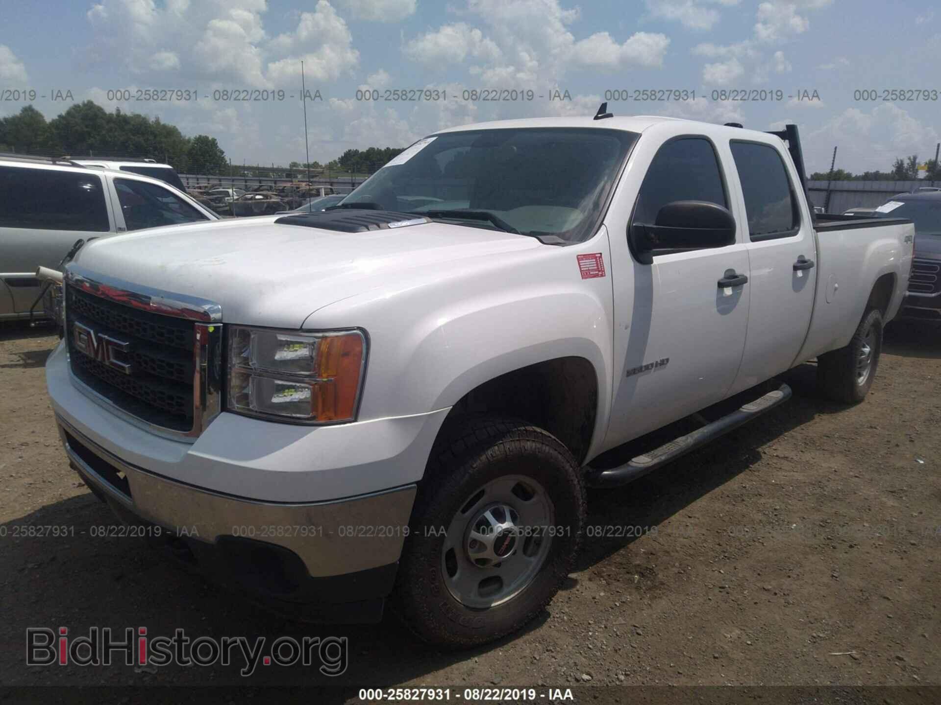 2013 GMC SIERRA - VIN: 1GT12ZC87DF102743 - Фото 2