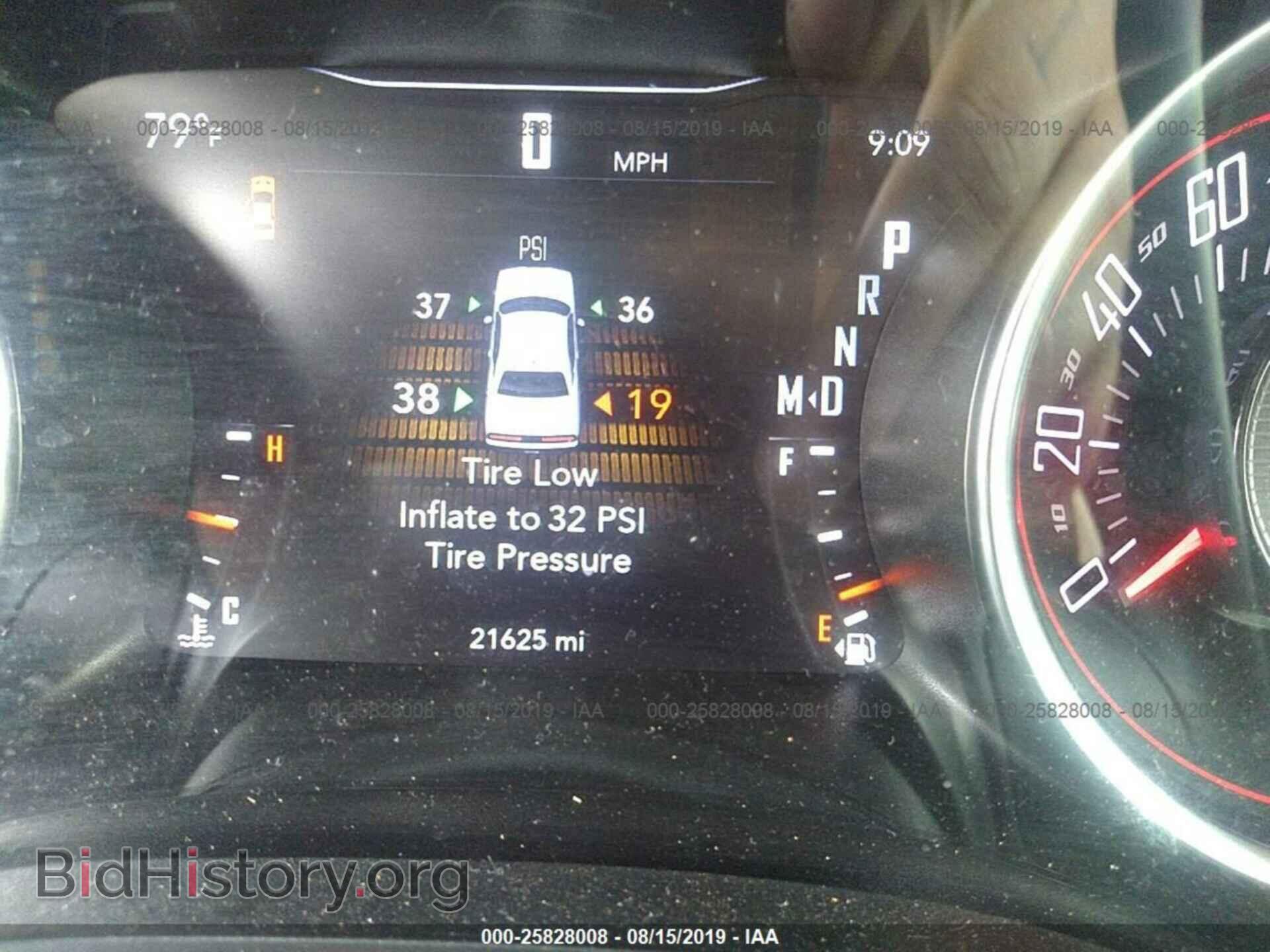 2019 DODGE CHALLENGER - VIN: 2C3CDZAGXKH525183 - Фото 7