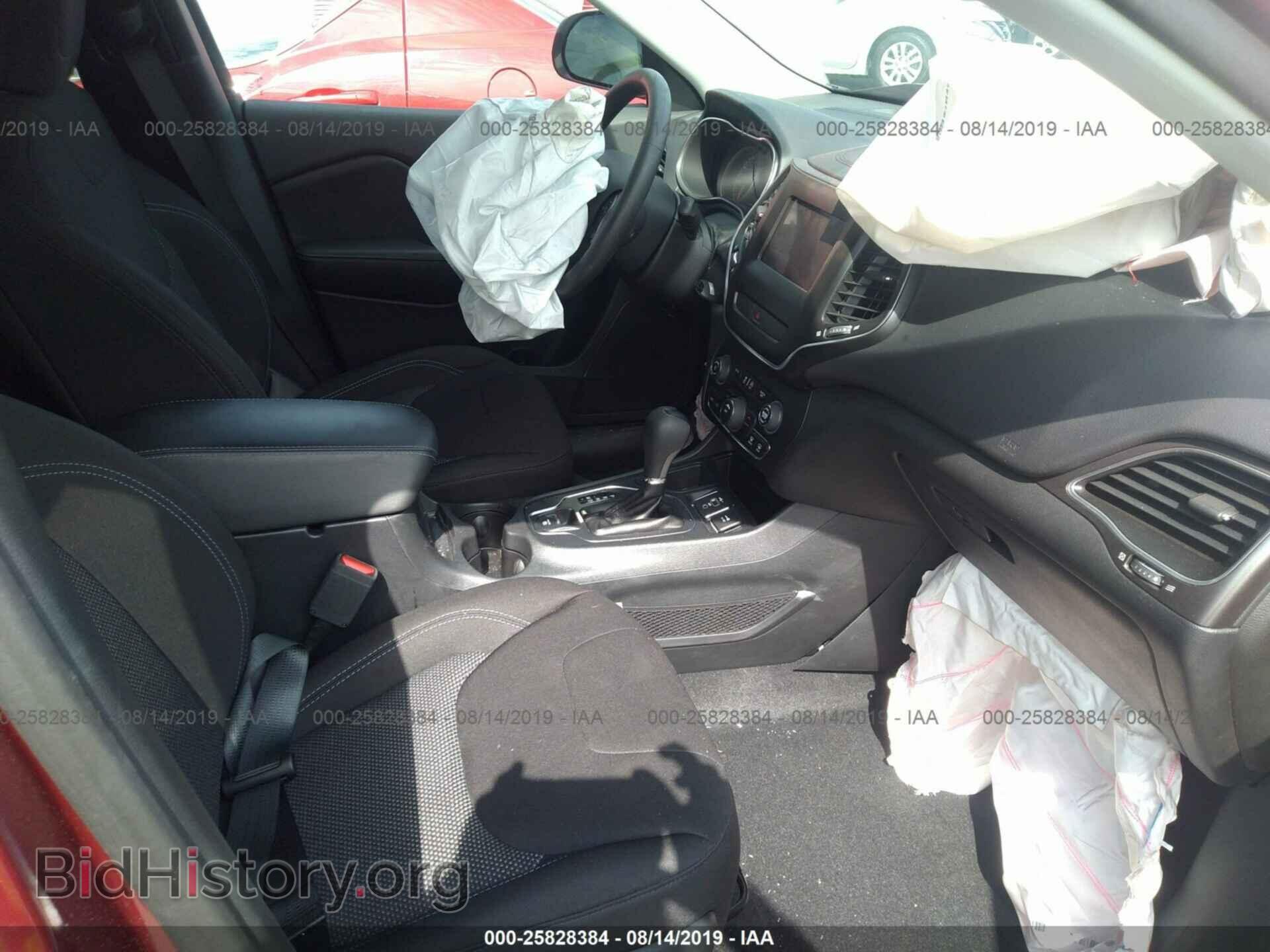2019 JEEP CHEROKEE - VIN: 1C4PJLCB7KD297788 - Photo 5