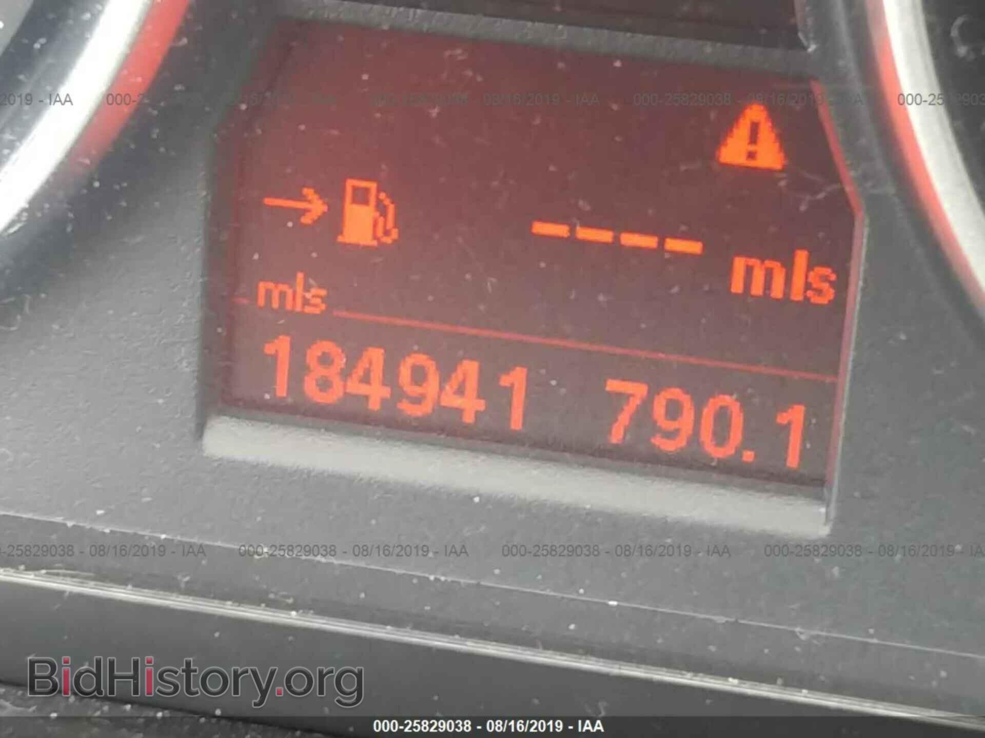 2010 BMW 335 - VIN: WBAWC7C5XAE274874 - Фото 7
