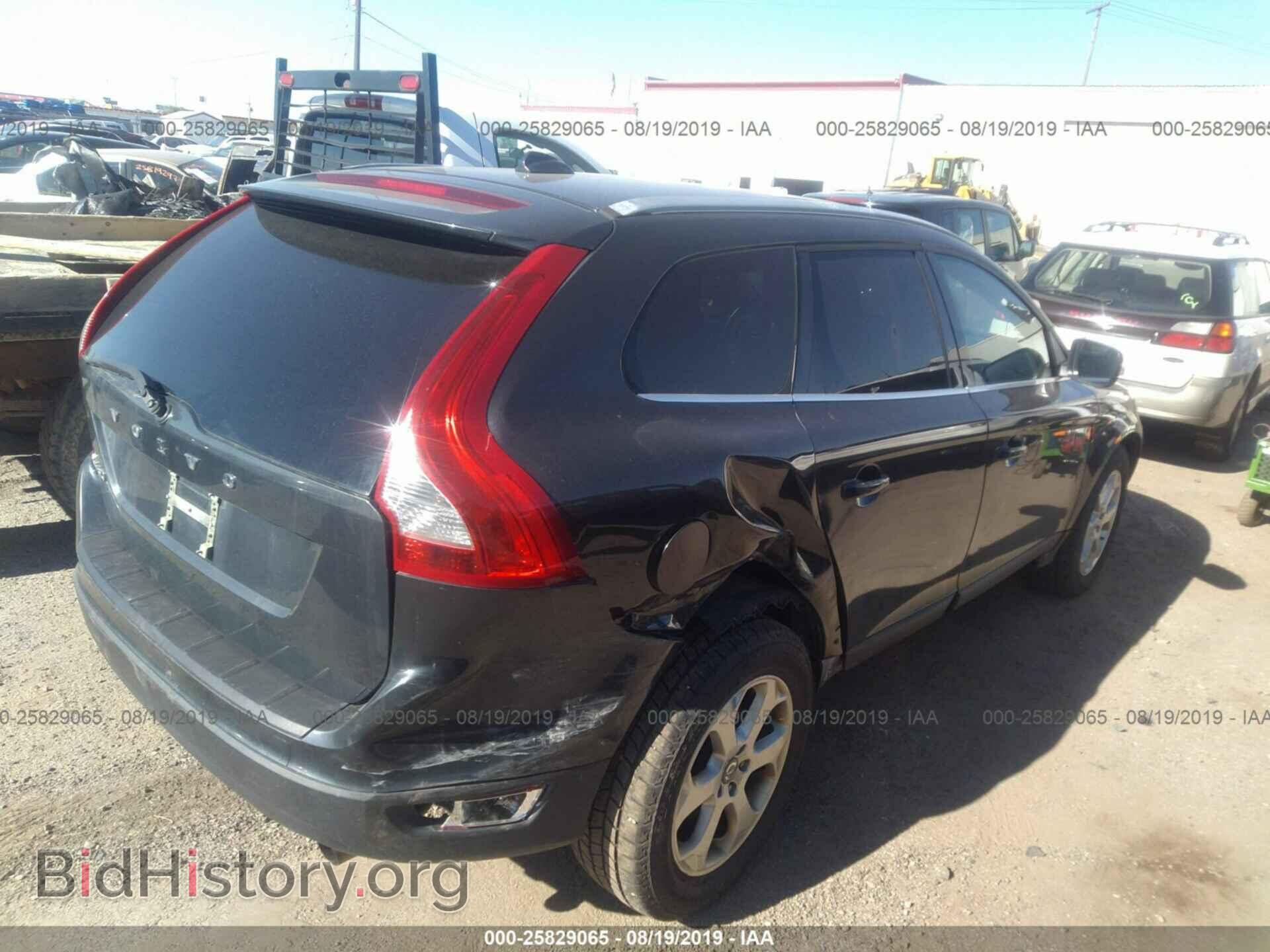 2013 VOLVO XC60 - VIN: YV4940DL7D2411516 - Фото 4