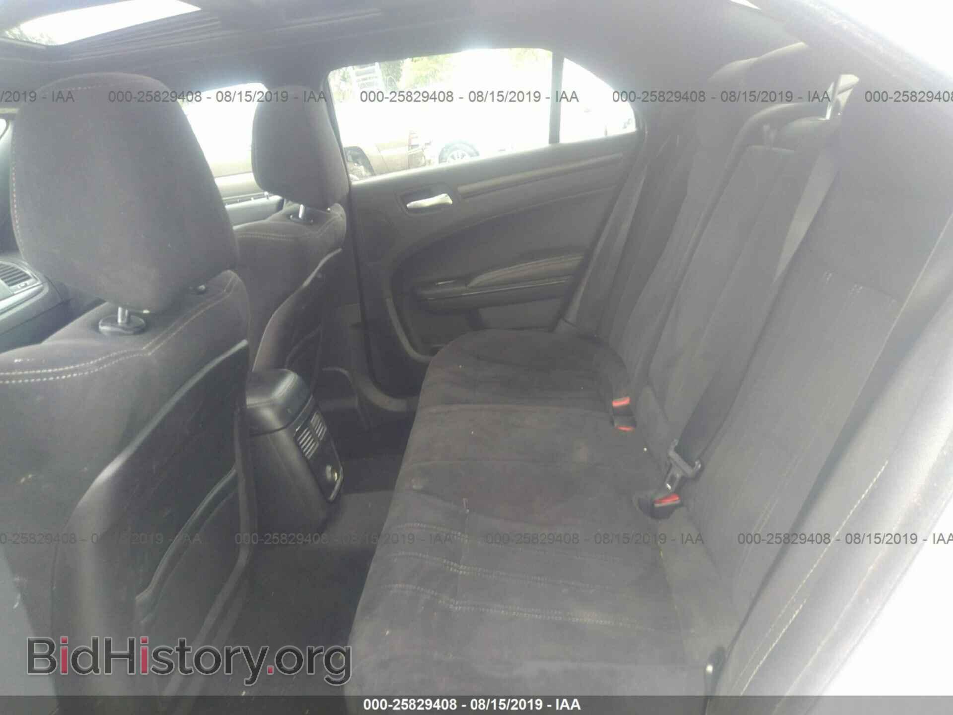 2012 CHRYSLER 300 - VIN: 2C3CCABG8CH161138 - Фото 8