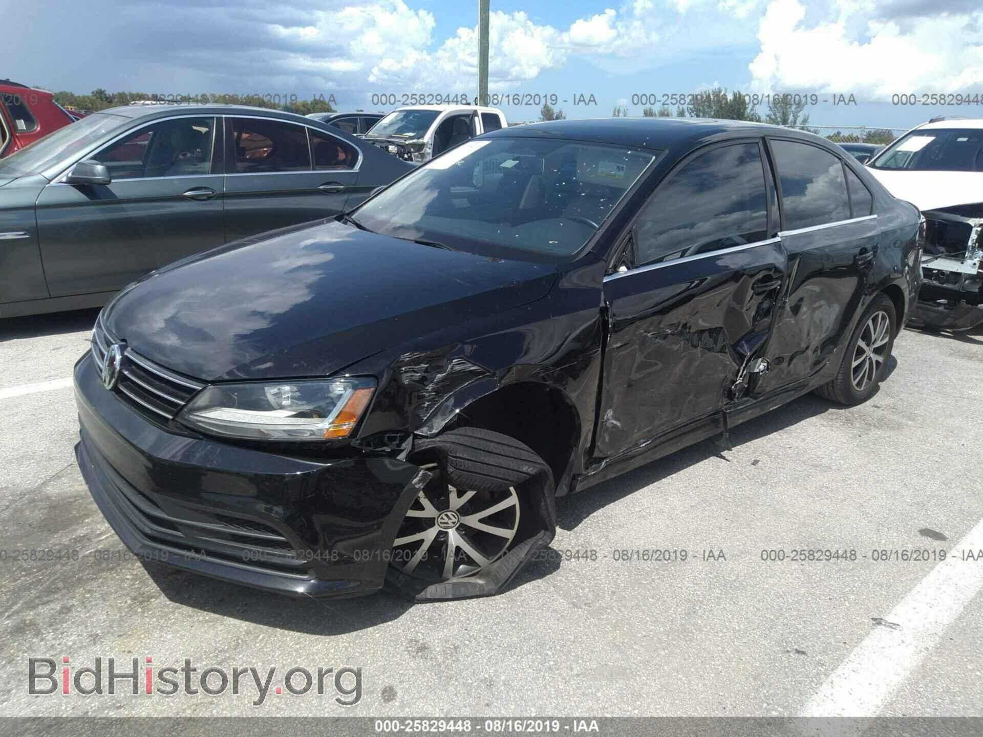 2017 VOLKSWAGEN JETTA - VIN: 3VWDB7AJ9HM394762 - Фото 2