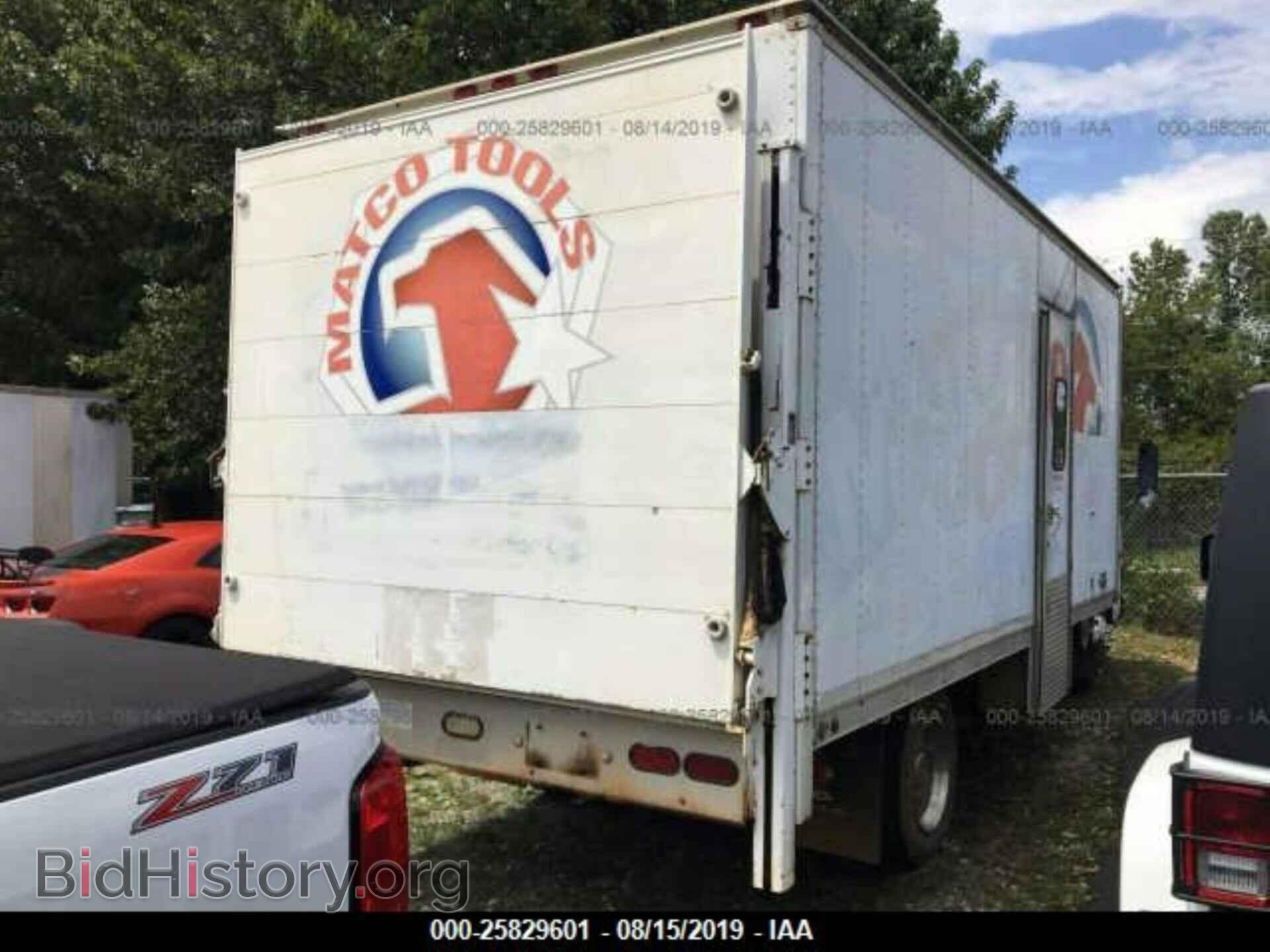 2002 GMC 5500 - VIN: J8DE5B14127900399 - Фото 4