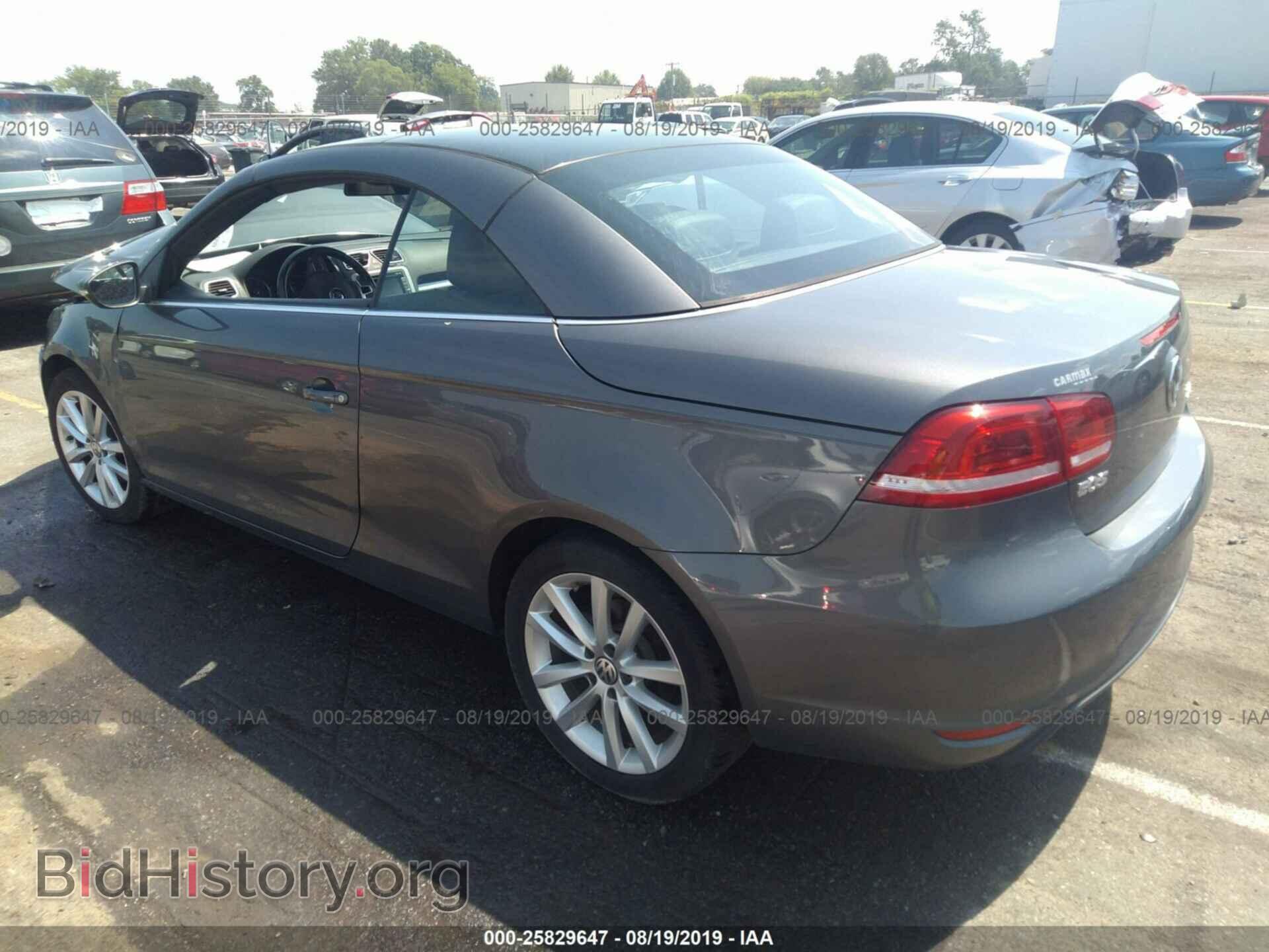 2012 VOLKSWAGEN EOS - VIN: WVWBW7AH5CV018652 - Фото 3