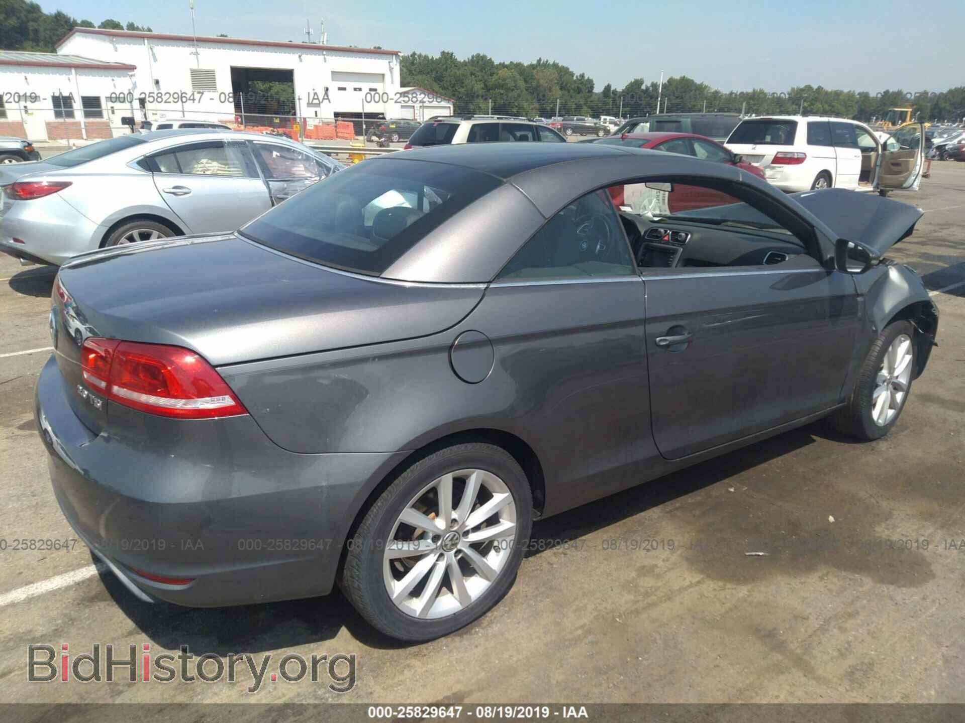 2012 VOLKSWAGEN EOS - VIN: WVWBW7AH5CV018652 - Фото 4