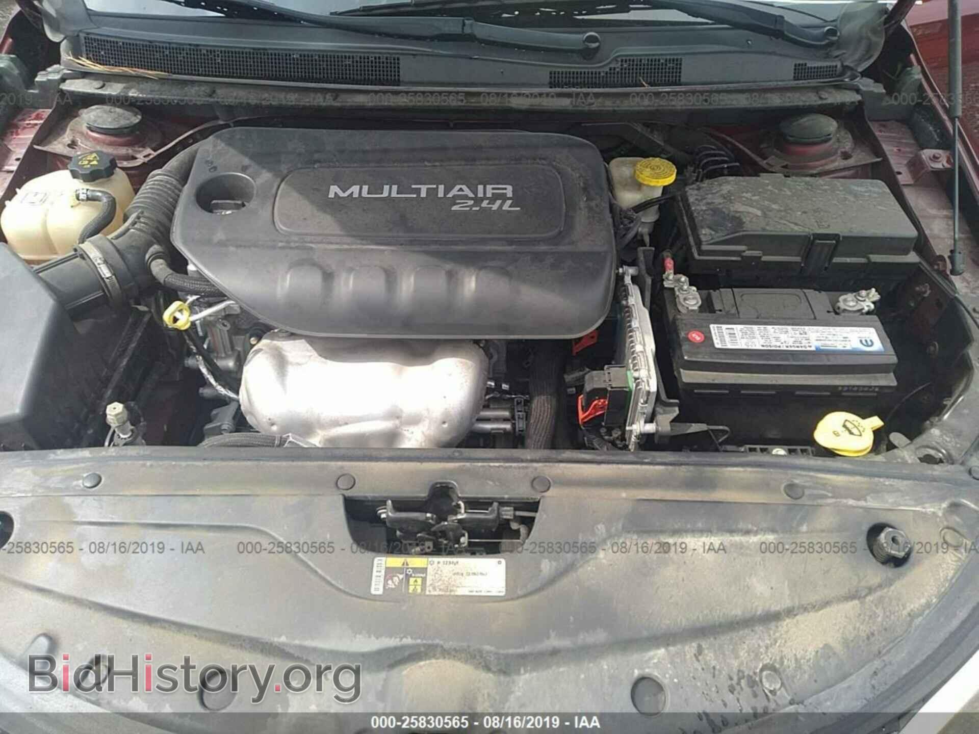 2016 CHRYSLER 200 - VIN: 1C3CCCAB2GN120356 - Photo 10