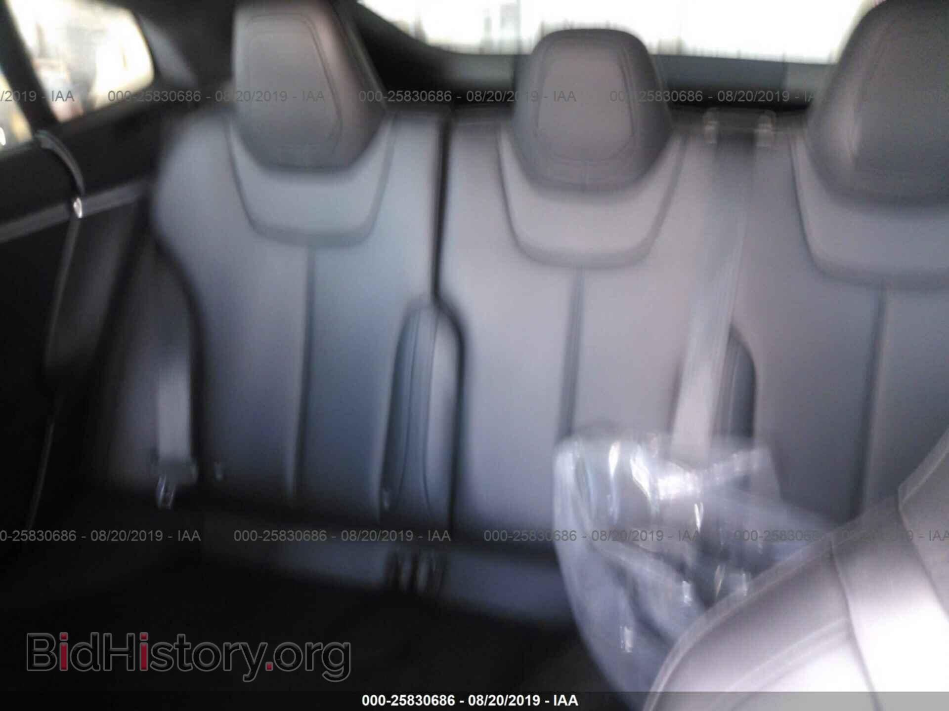 2015 TESLA MODEL S - VIN: 5YJSA1E28FF110987 - Photo 8