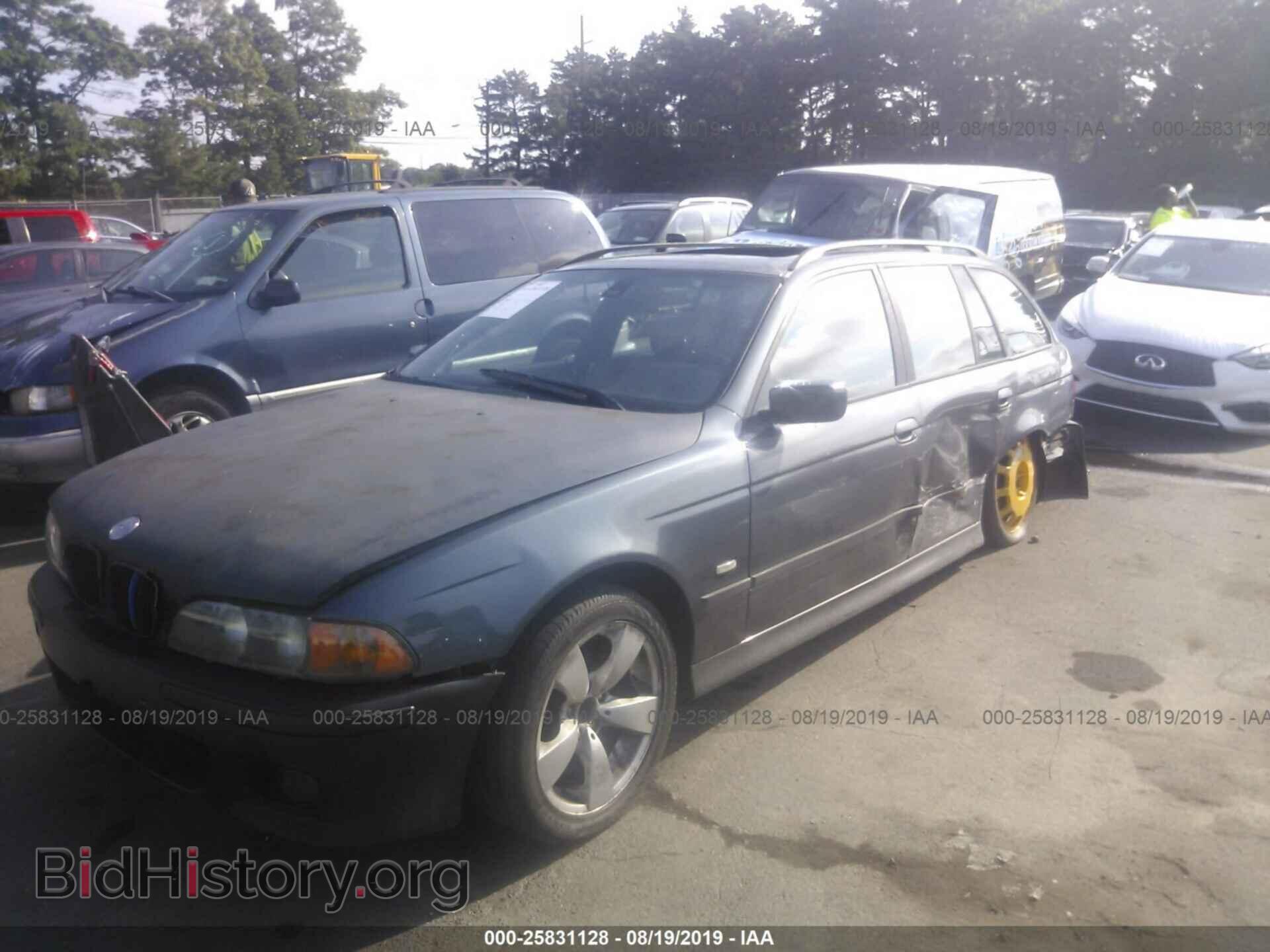 2000 BMW 528 - VIN: WBADP6345YBV65324 - Photo 2