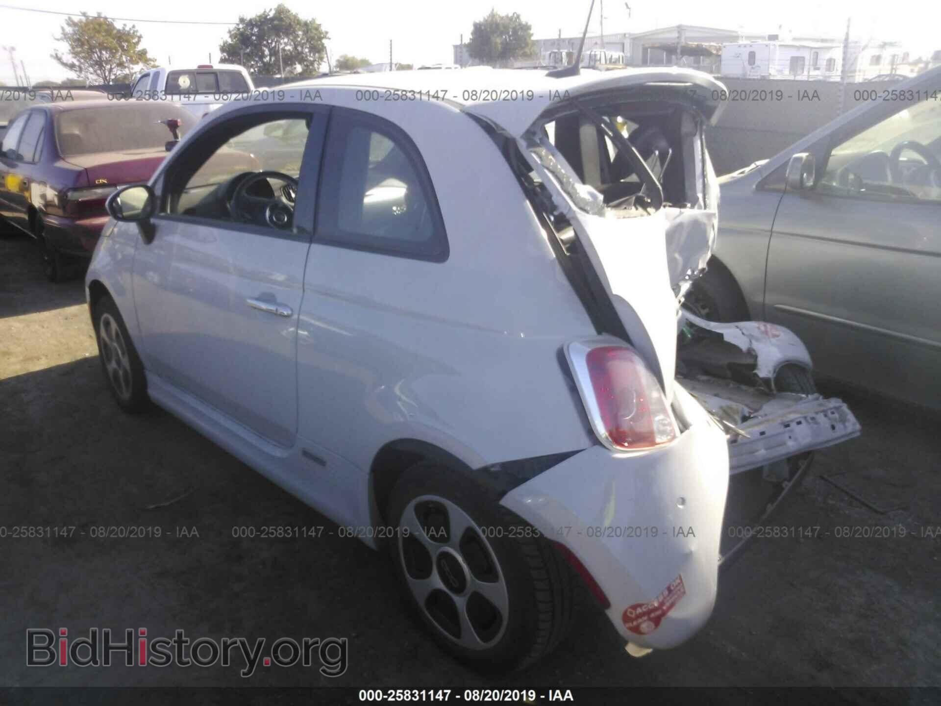 2017 FIAT 500 - VIN: 3C3CFFGE1HT546020 - Фото 3
