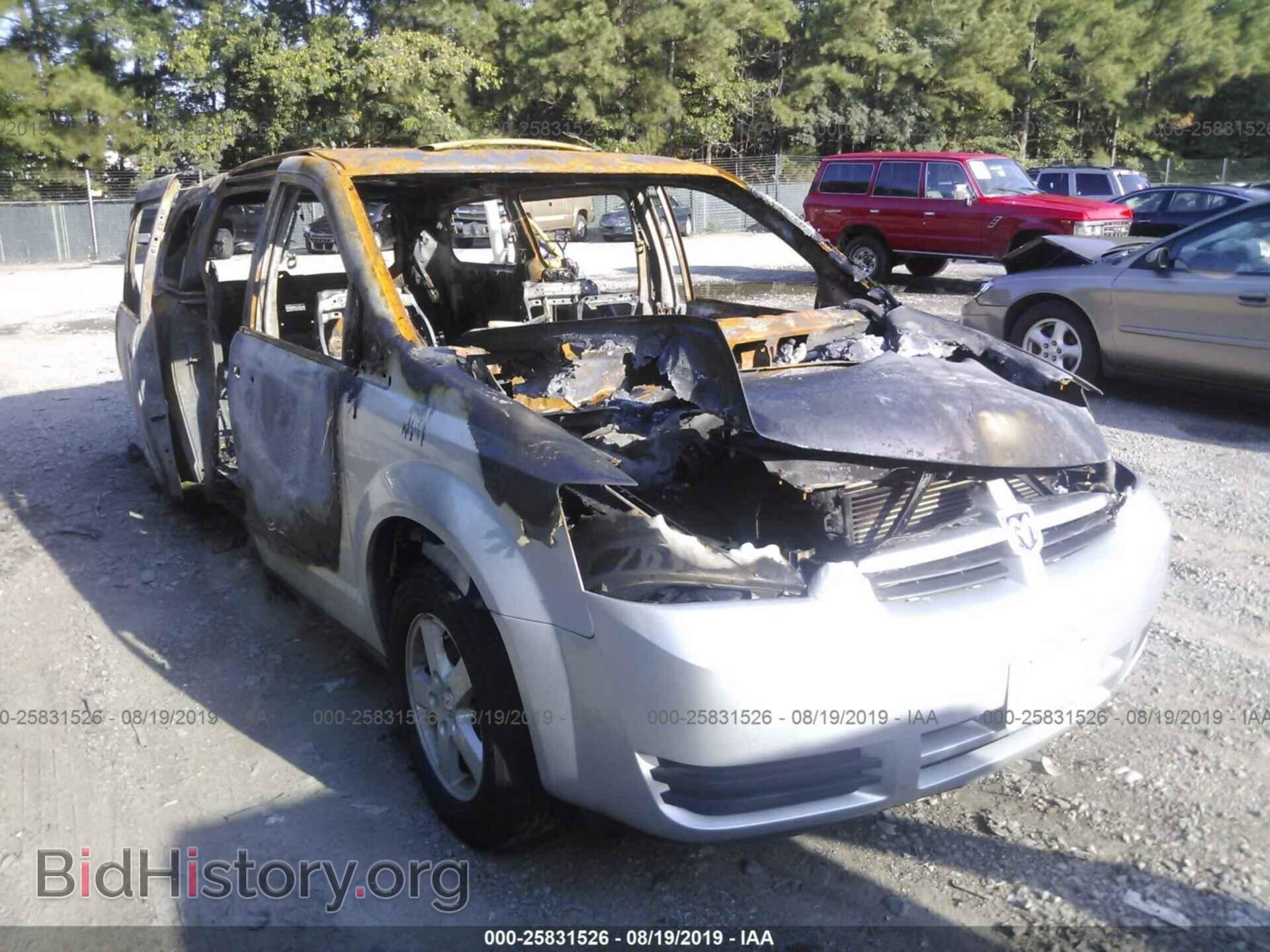 Фотография 2D4RN3D1XAR447541 - DODGE GRAND CARAVAN 2010