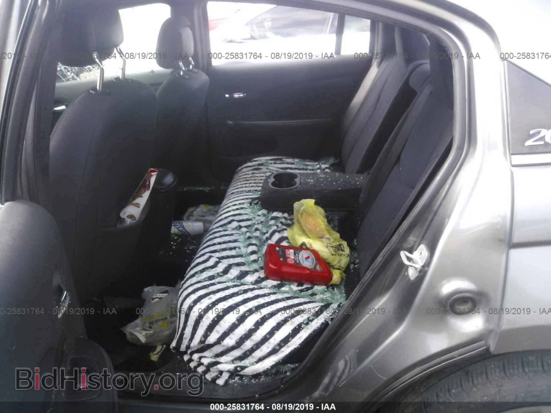 2012 CHRYSLER 200 - VIN: 1C3CCBAB1CN320682 - Фото 8