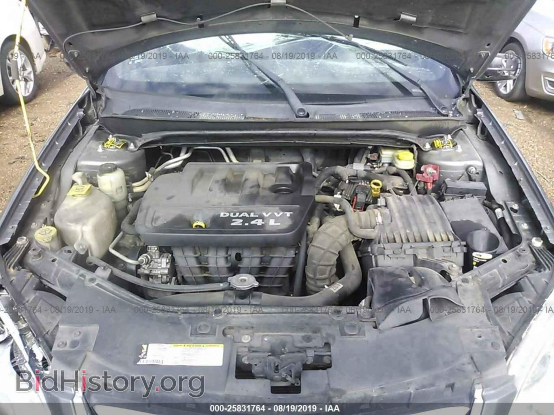2012 CHRYSLER 200 - VIN: 1C3CCBAB1CN320682 - Фото 10