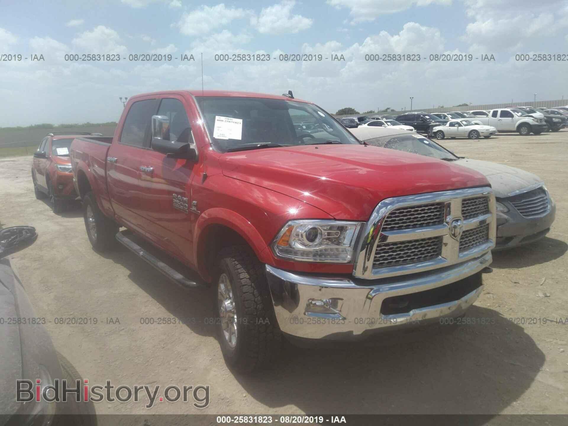 Photo 3C6UR5FL3HG581143 - RAM 2500 2017