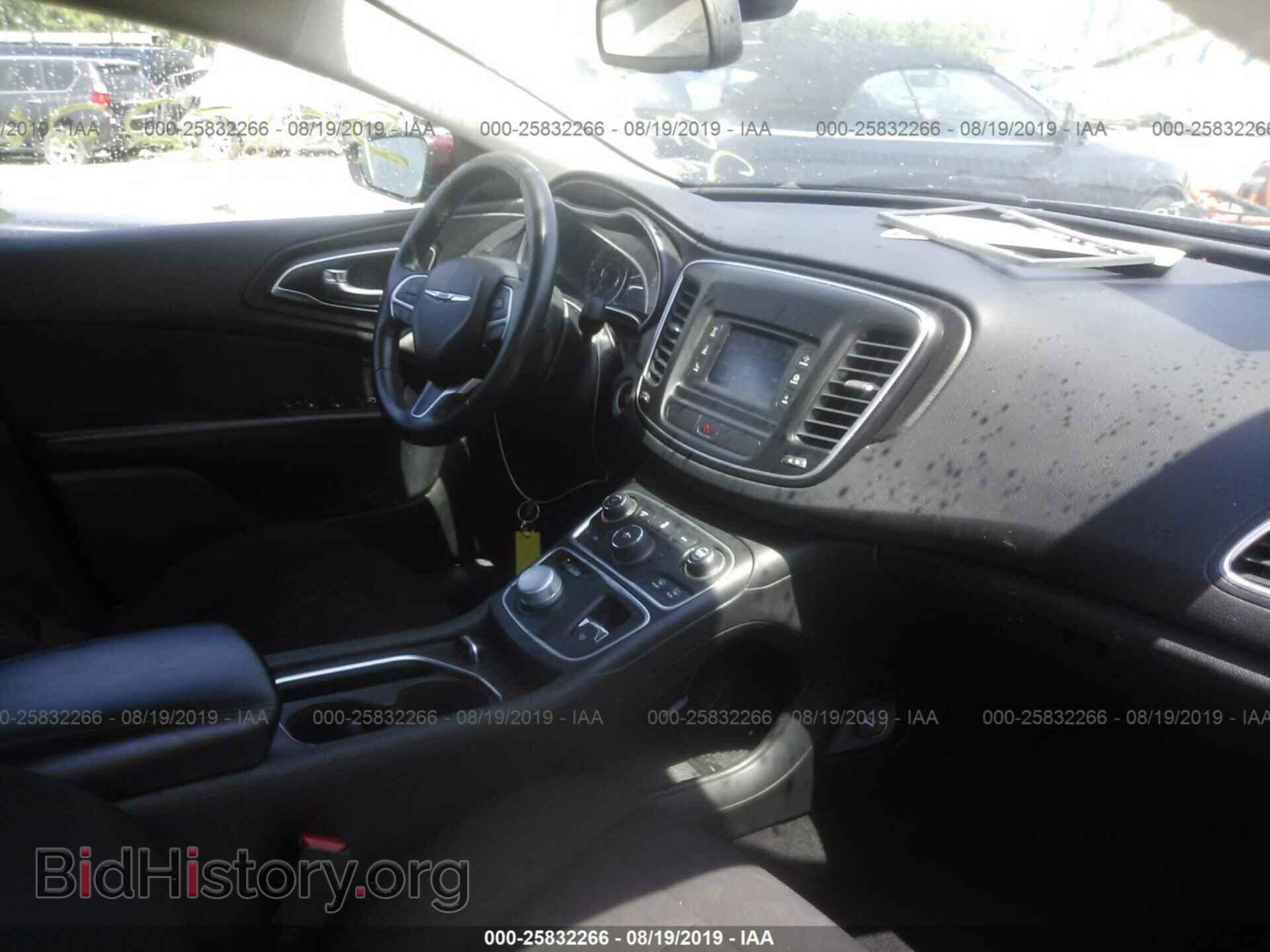 2015 CHRYSLER 200 - VIN: 1C3CCCAB0FN705340 - Photo 5