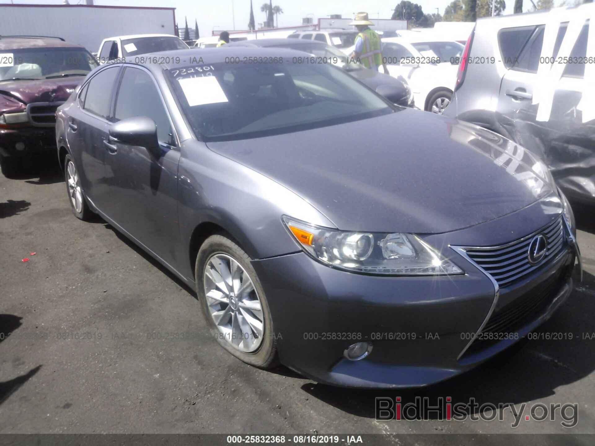 Photo JTHBW1GG6D2020665 - LEXUS ES 2013