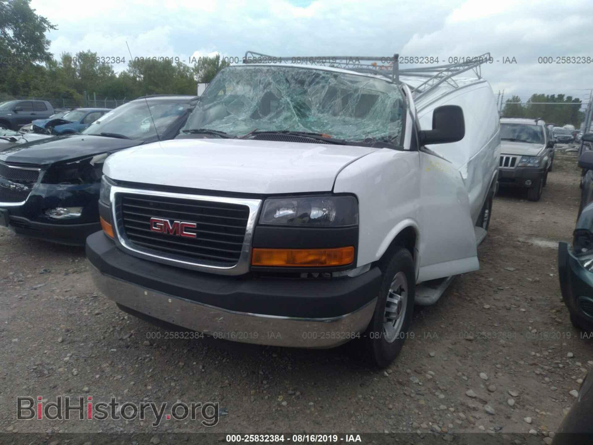 2014 GMC SAVANA - VIN: 1GTW7FCA5E1912220 - Фото 2