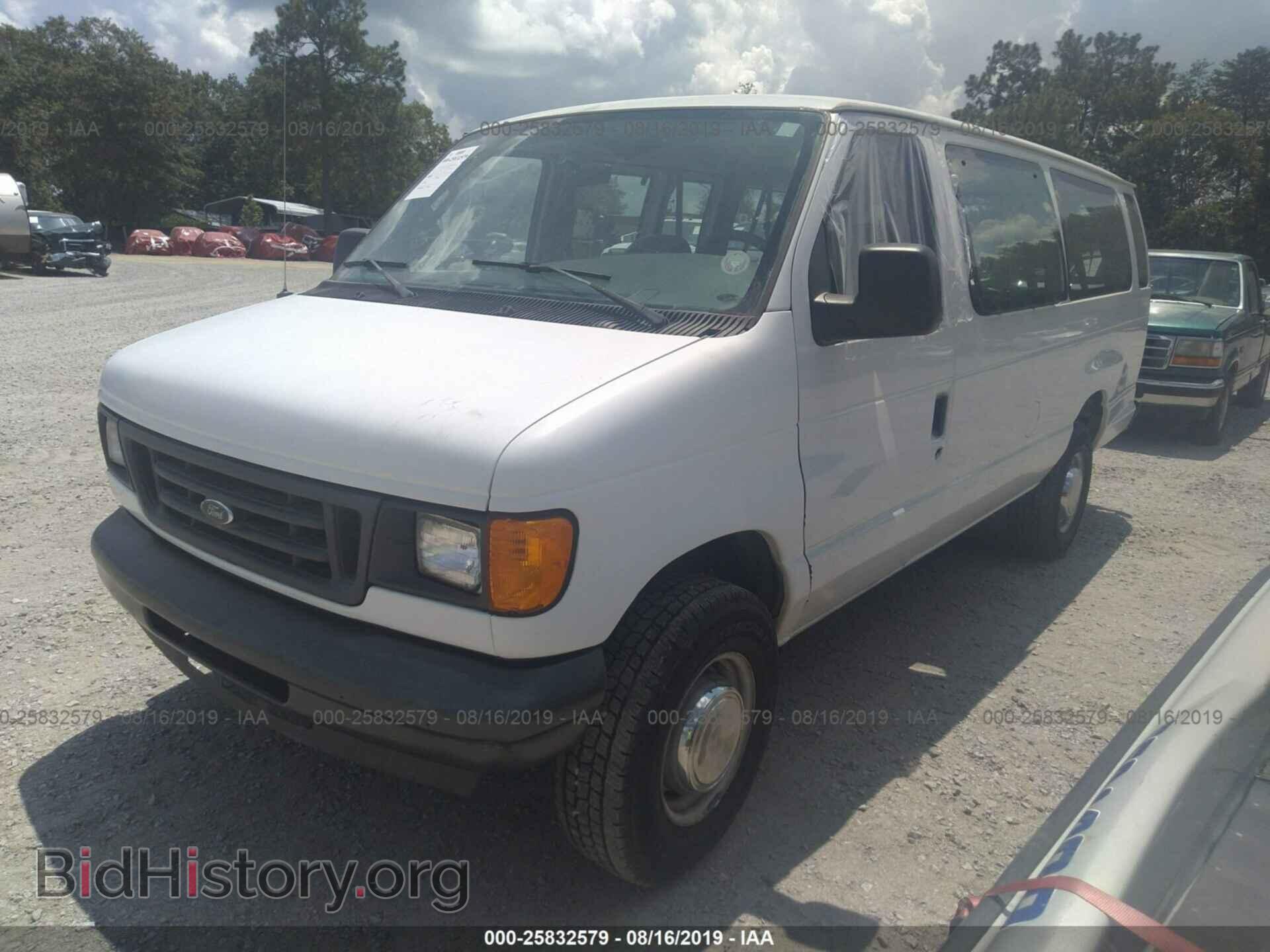 2005 FORD ECONOLINE - VIN: 1FBSS31L25HB11272 - Фото 2