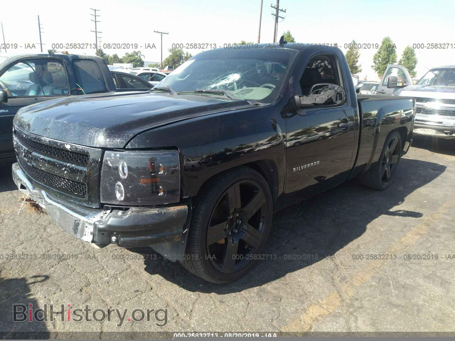 2010 CHEVROLET SILVERADO - VIN: 1GCPCPEX8AZ186047 - Фото 2