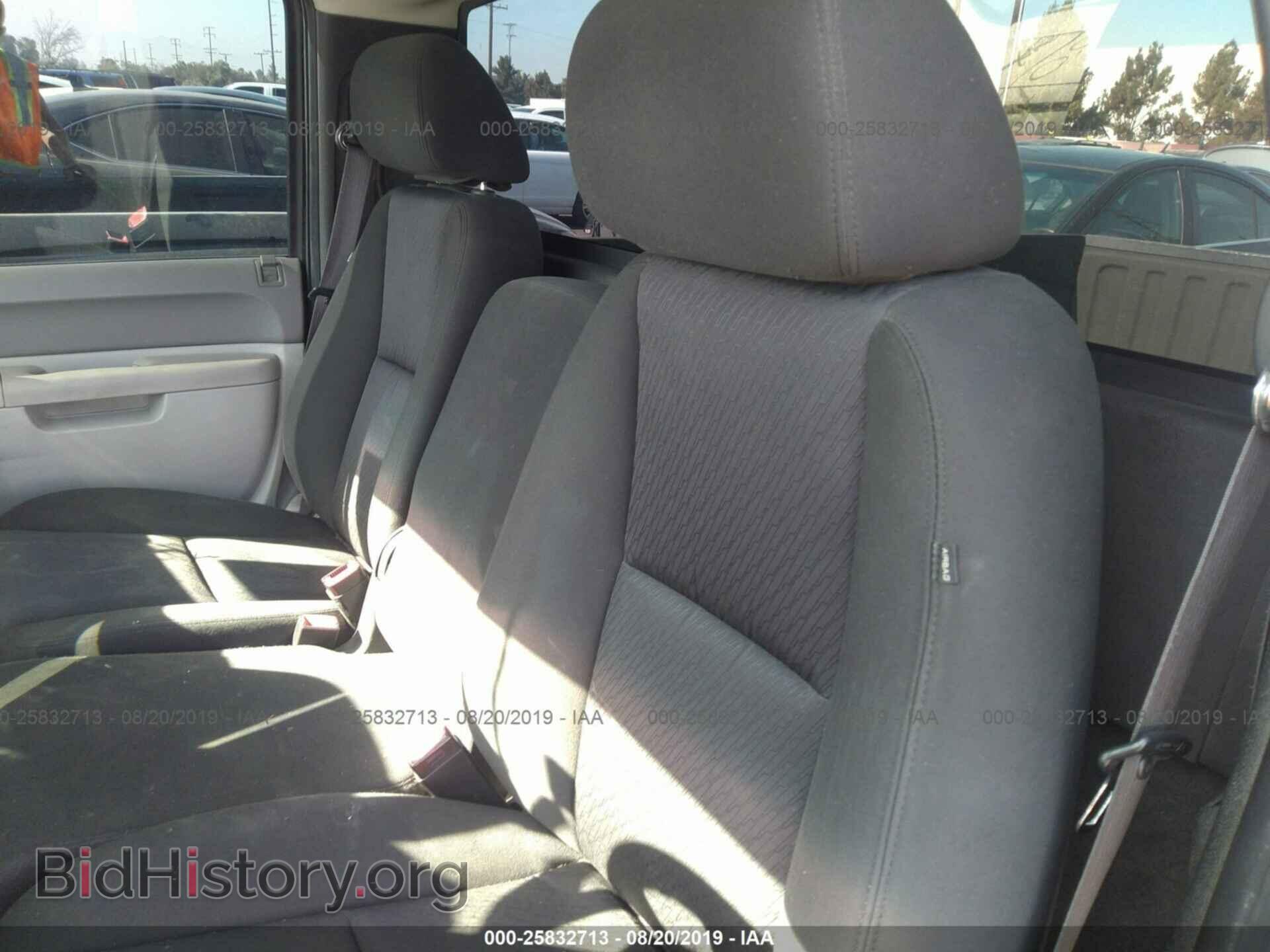 2010 CHEVROLET SILVERADO - VIN: 1GCPCPEX8AZ186047 - Фото 8