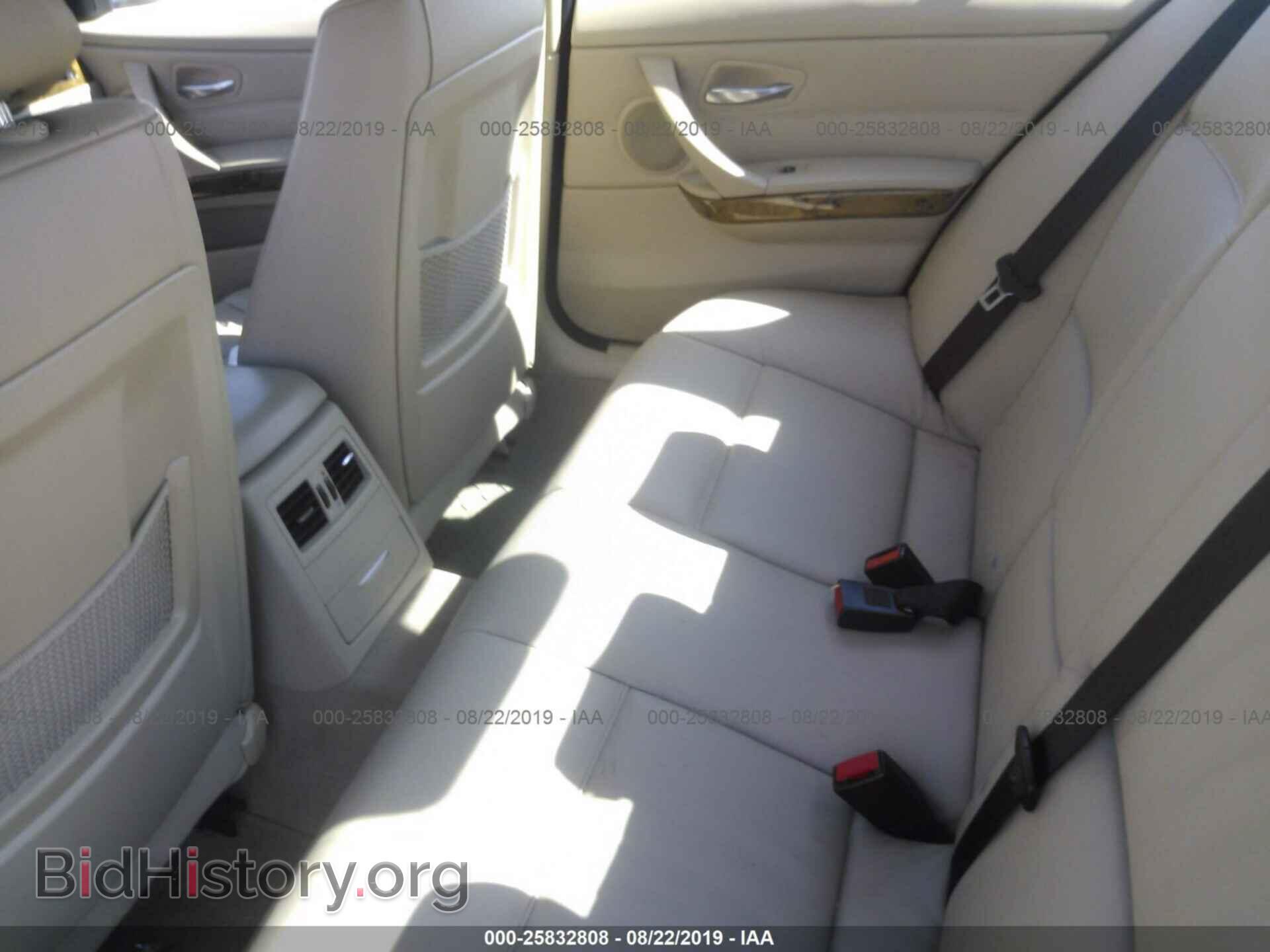 2006 BMW 330 - VIN: WBAVB33556PS11832 - Фото 8