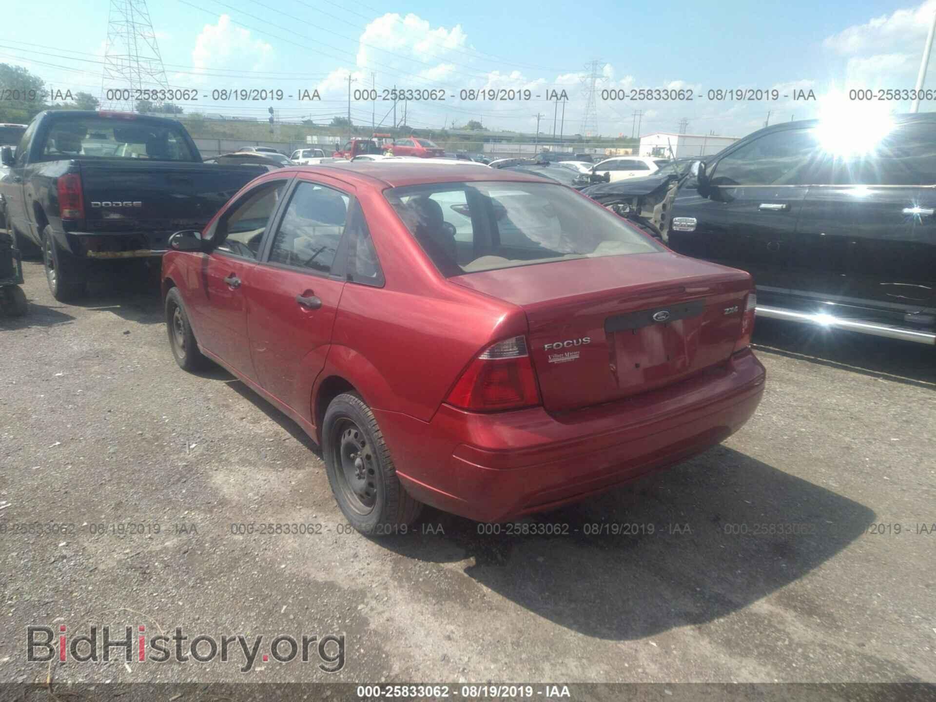 2005 FORD FOCUS - VIN: 1FAFP34N65W286332 - Фото 3