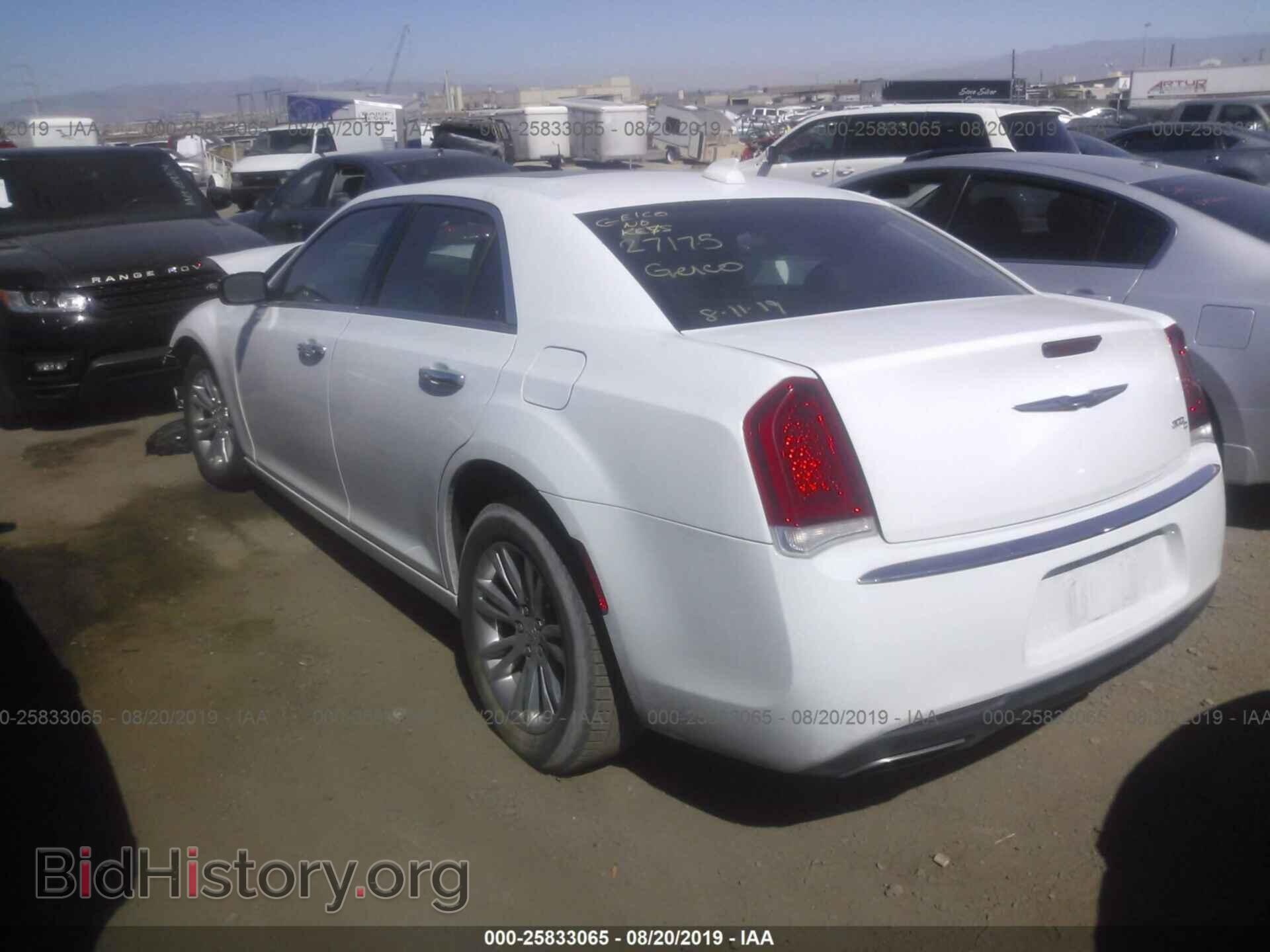 2016 CHRYSLER 300C - VIN: 2C3CCAEG0GH268749 - Фото 3