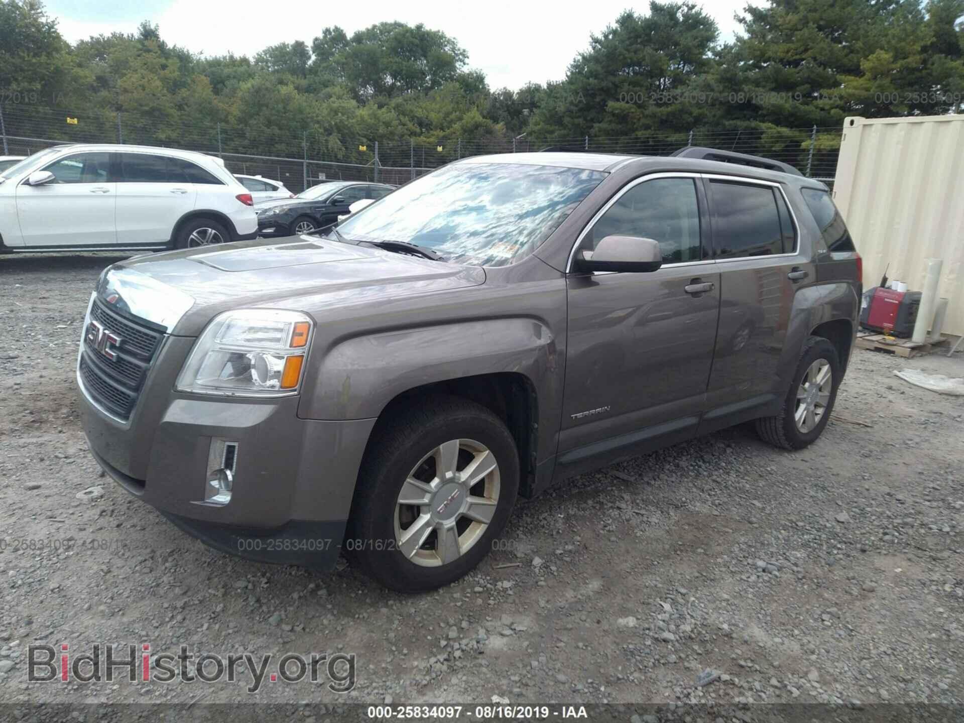2011 GMC TERRAIN - VIN: 2CTFLTEC8B6470863 - Photo 2