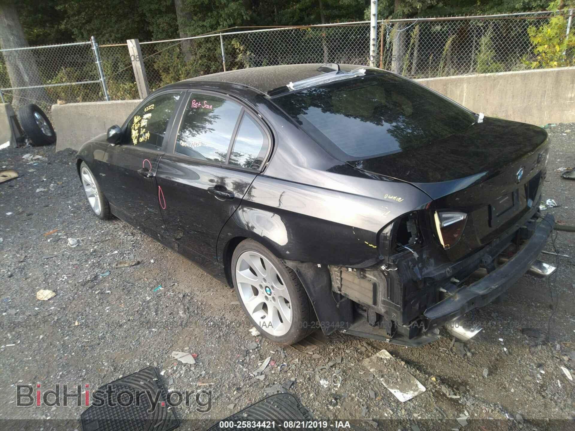 2008 BMW 335 - VIN: WBAVB73518VF51004 - Фото 3