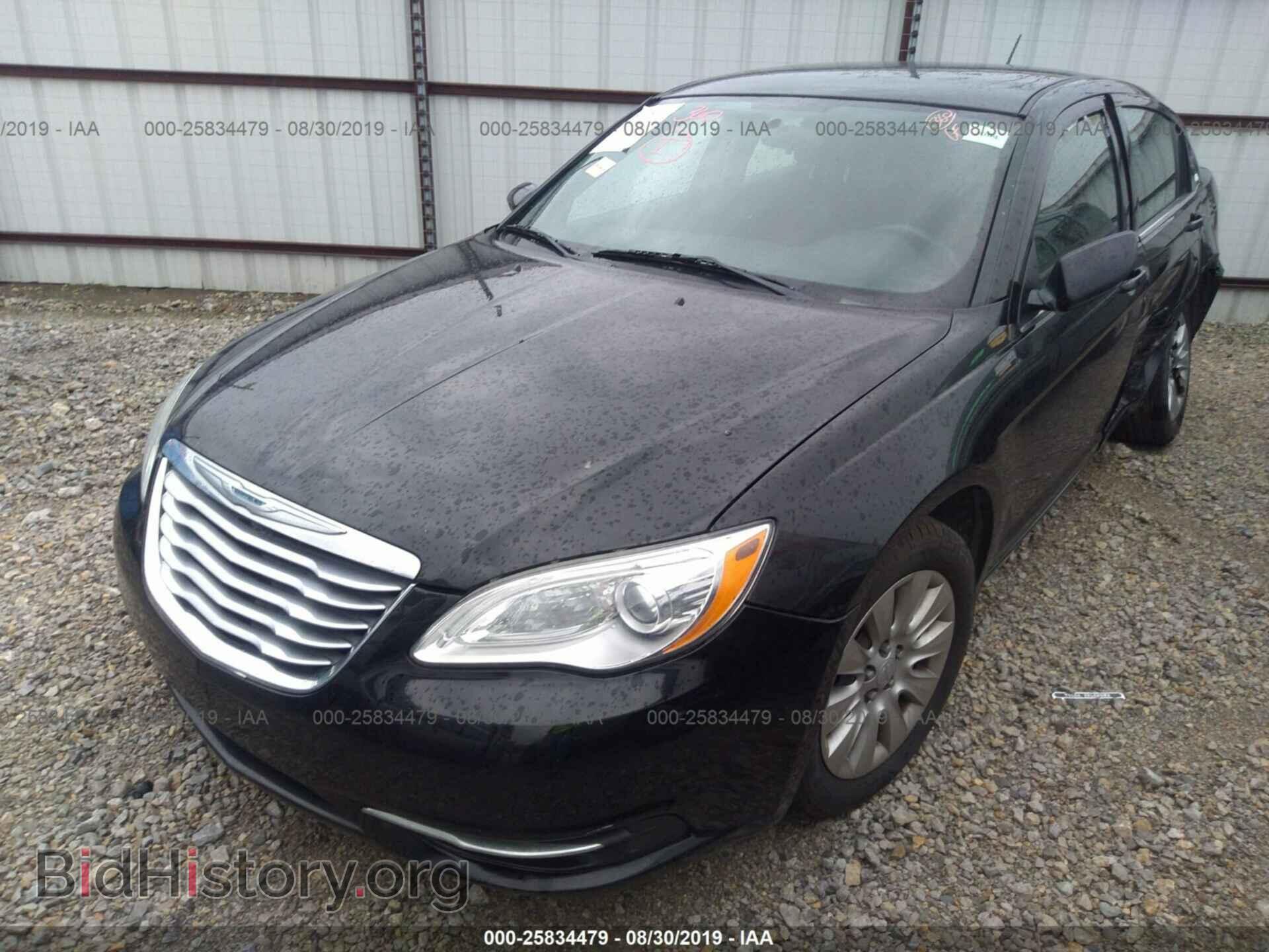 2014 CHRYSLER 200 - VIN: 1C3CCBAB7EN213302 - Фото 2