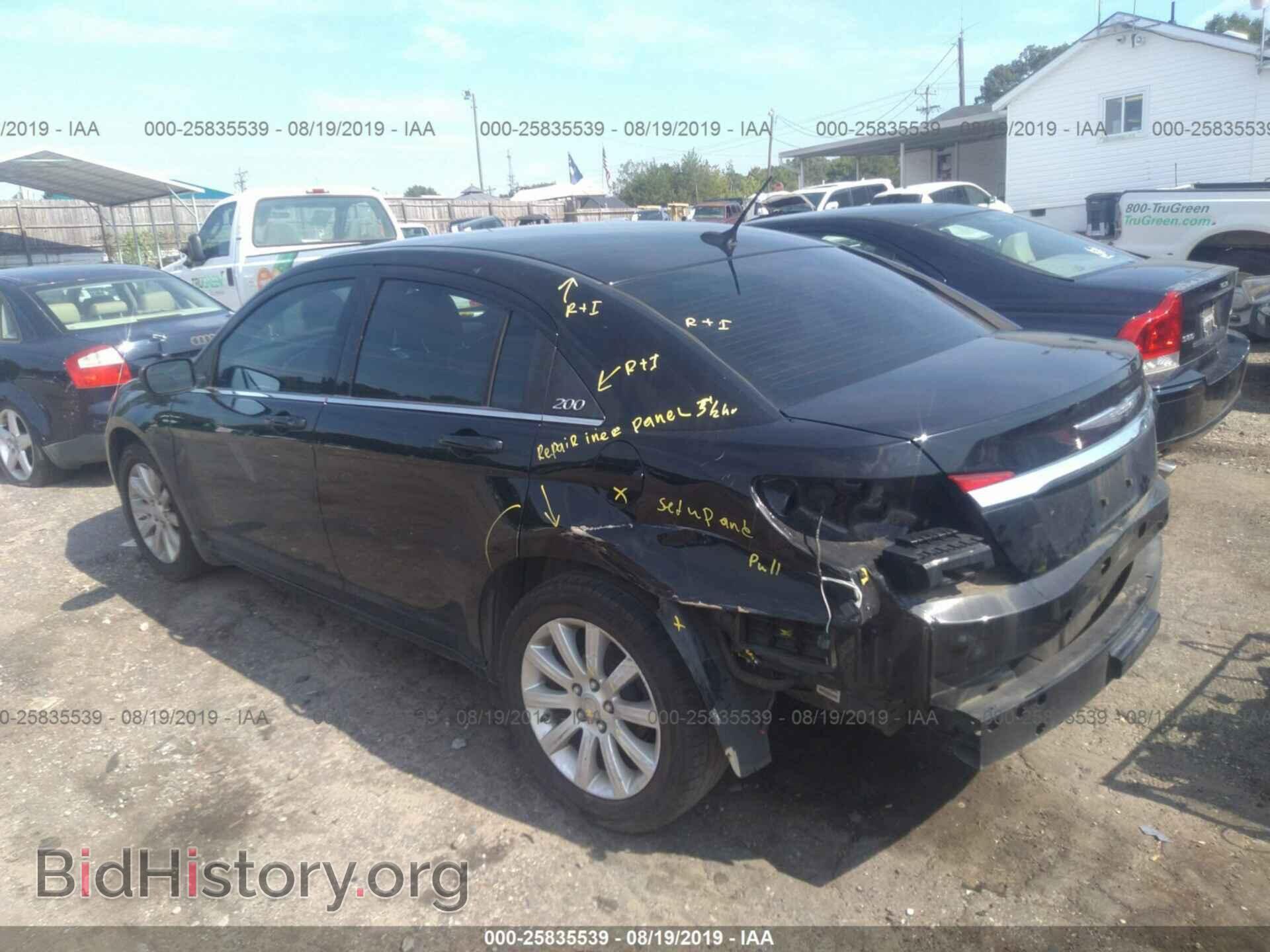 2011 CHRYSLER 200 - VIN: 1C3BC1FB1BN625659 - Фото 3
